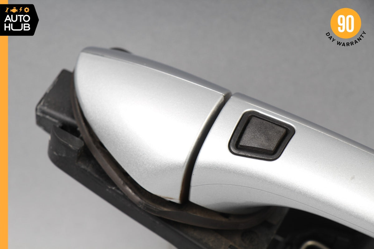 07-09 Mercedes W211 E63 AMG E550 Rear Right Exterior Door Handle Keyless Go OEM - photo 2