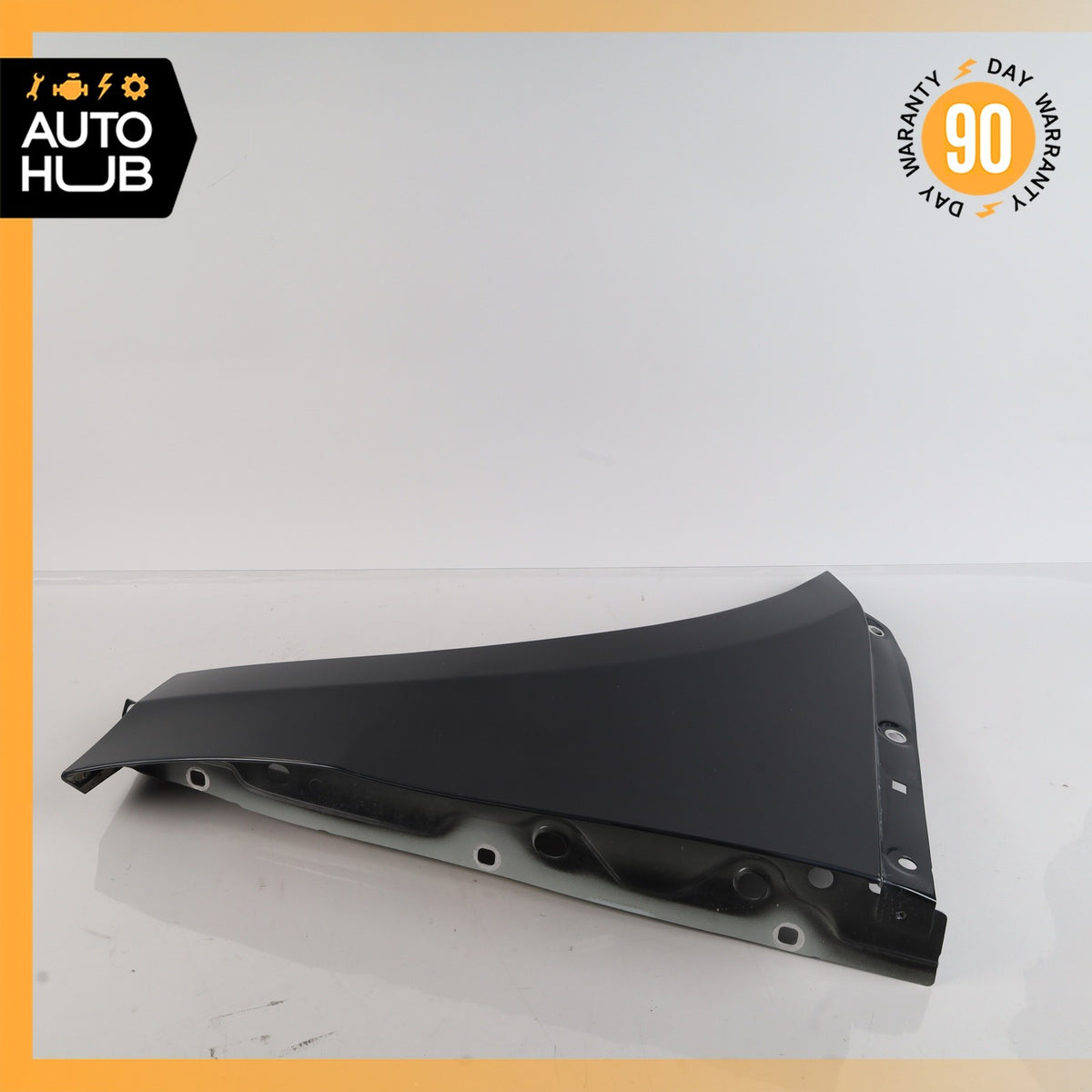 15-25 Porsche Macan 95B Left Lower Fender Black 95B821105B OEM 89k - photo 2