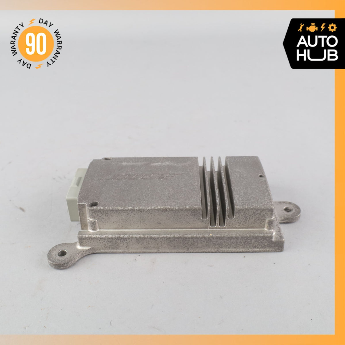 Porsche Cayenne Panamera 981 Boxster Cayman Subwoofer AMP Bose Amplifier OEM - photo 3