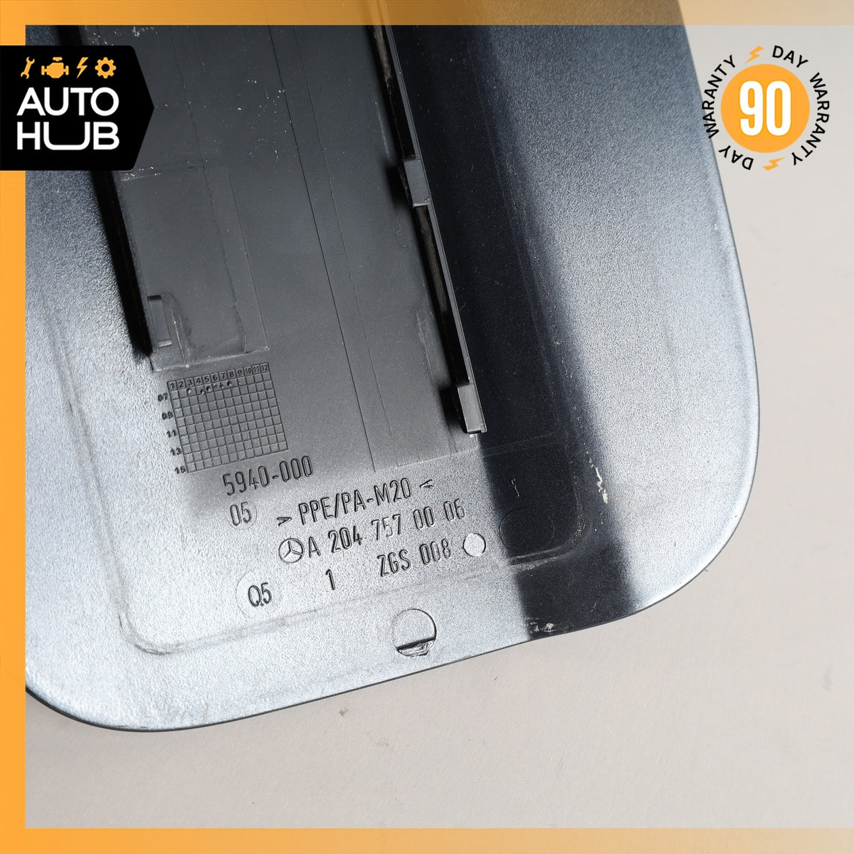 Mercedes W204 C300 C350 C250 Sedan Fuel Gas Tank Filler Door Lid OEM - photo 6