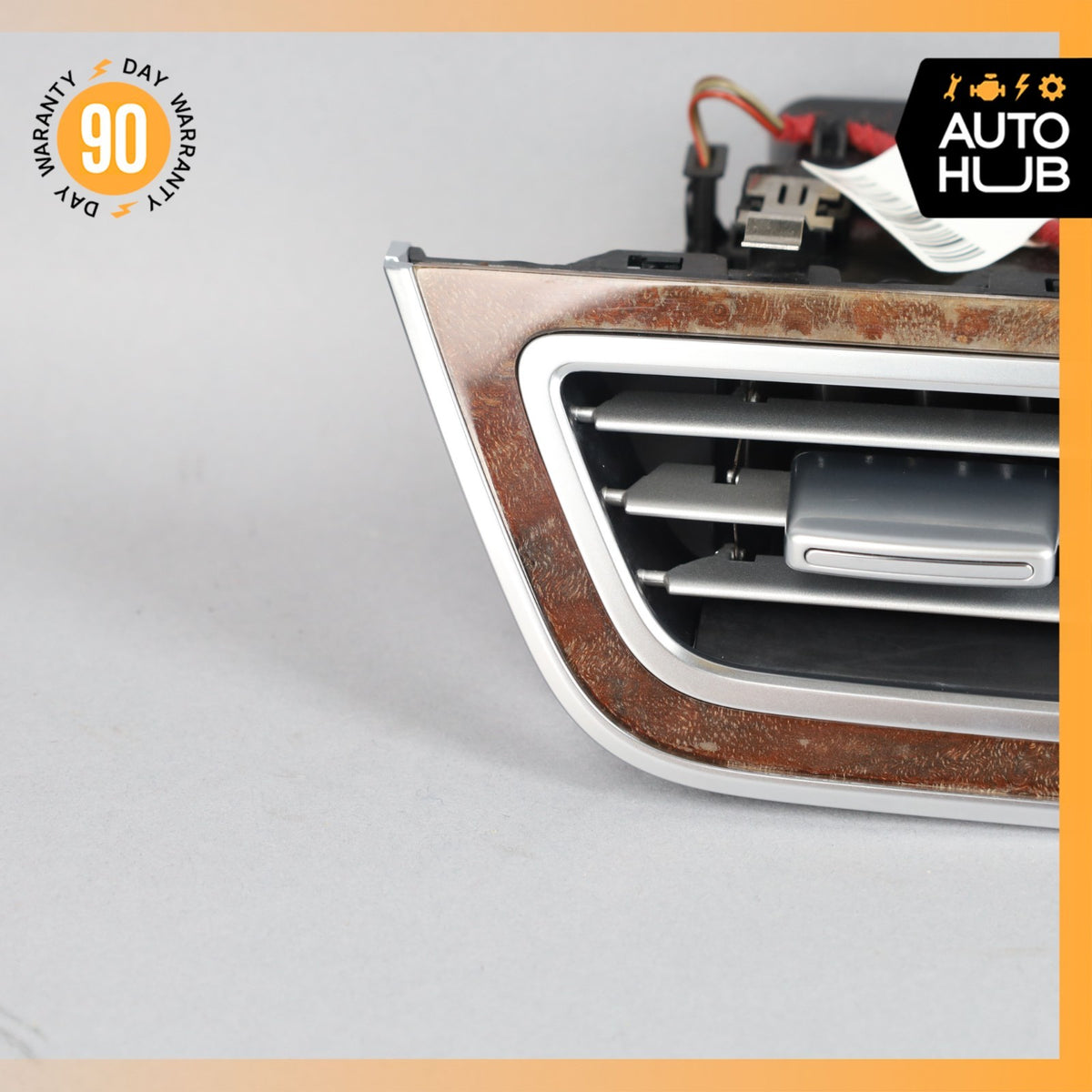 2016 Mercedes W212 E350 Front Left Side Dashboard AC A/C Air Vent OEM - photo 2