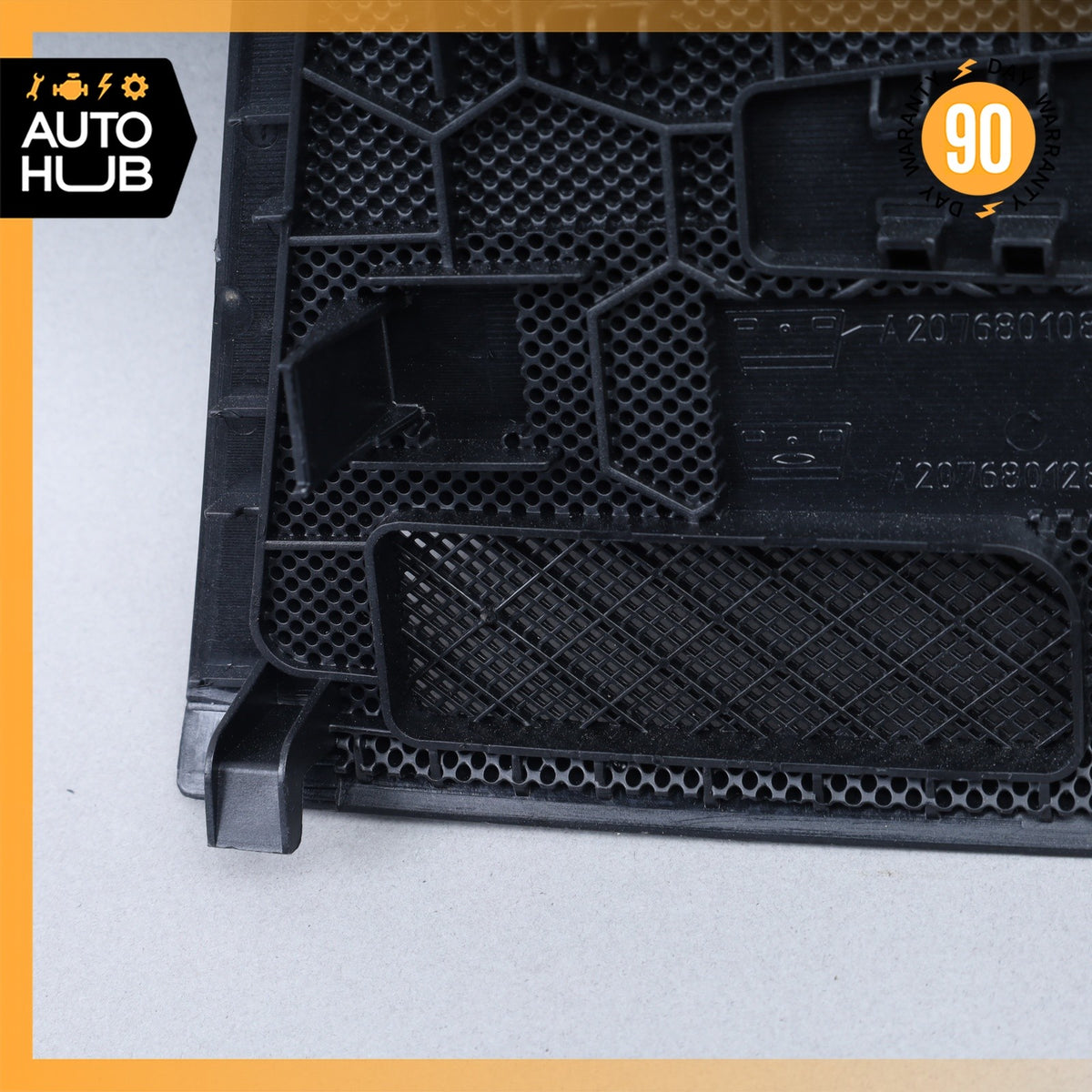 10-17 Mercedes W207 E350 E550  Dashboard Dash Grille Speaker Cover Black OEM - photo 12