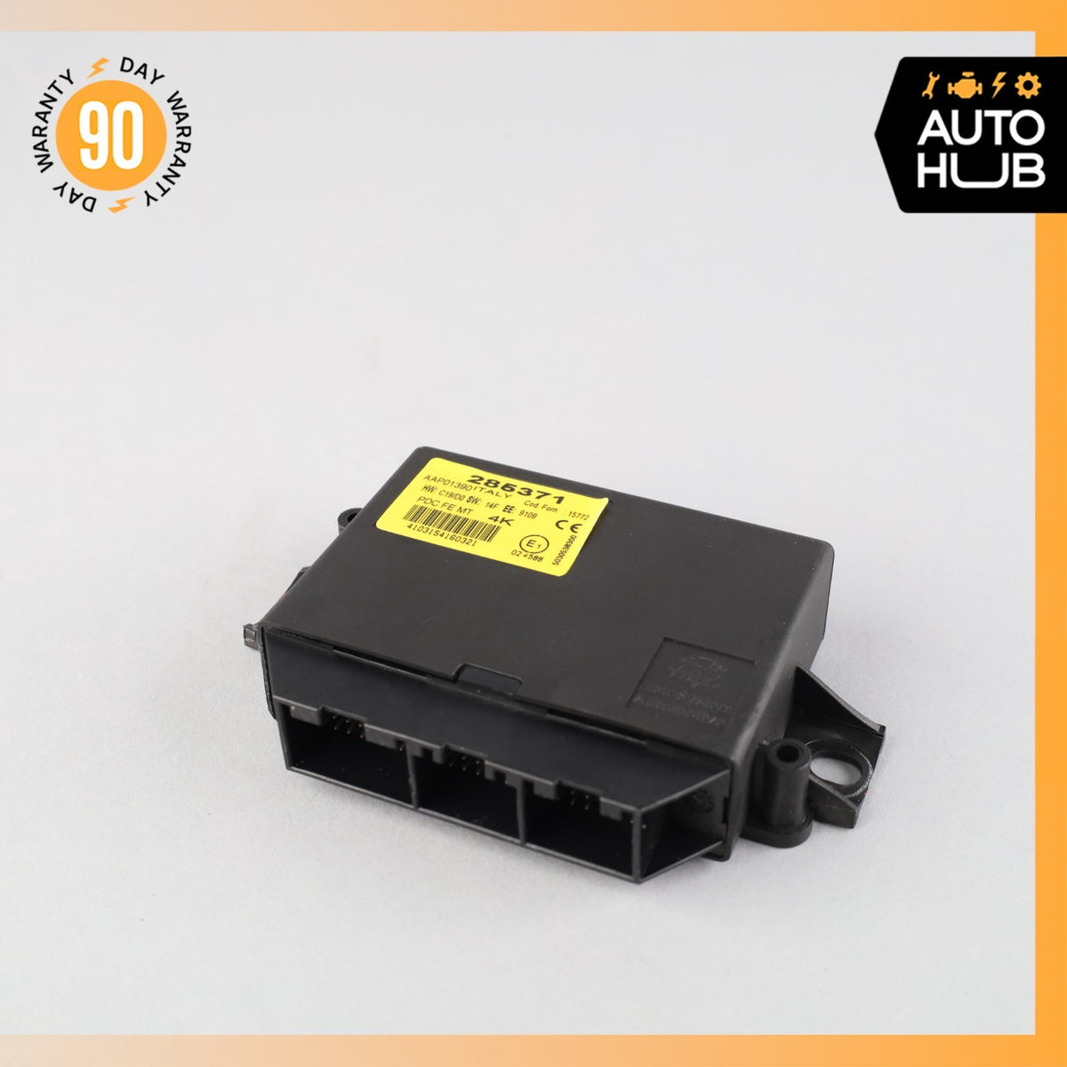 08-19 Maserati GranTurismo Park Assist Parktronic Sensor Module Control OEM 47k - photo 2