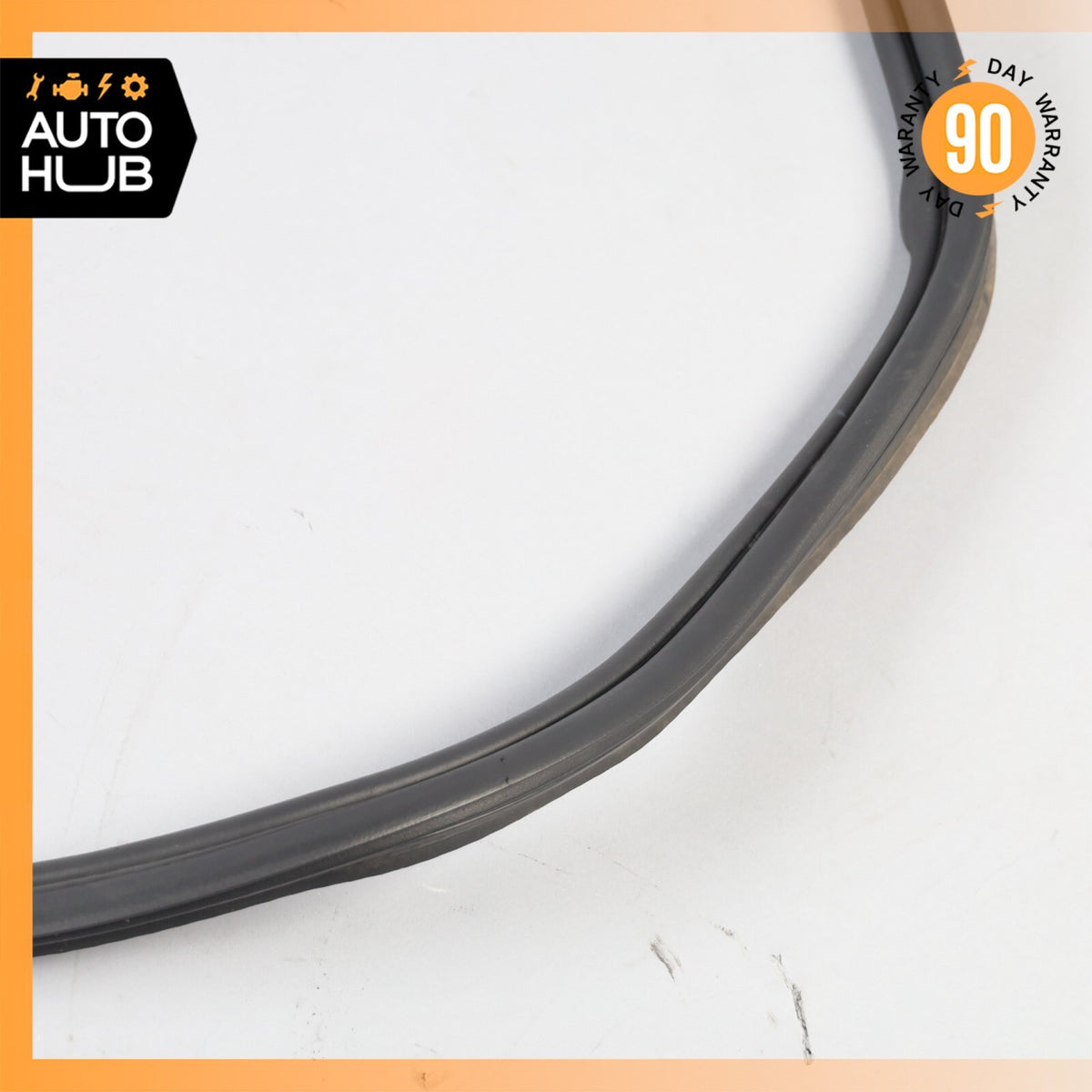 03-13 Maserati Quattroporte M139 Trunk Lid Cover Seal Rubber 66517200 OEM - photo 5