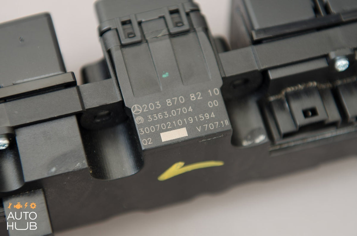 05-07 Mercedes W203 C230 C320 Dash Hazard Door Lock ESP Control Switch OEM - photo 9