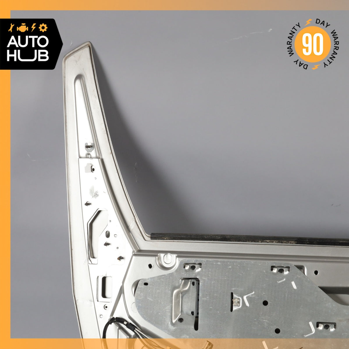 04-09 Cadillac XLR Trunk Lid Panel Assembly Light Tarnished Silver OEM 69k - photo 15