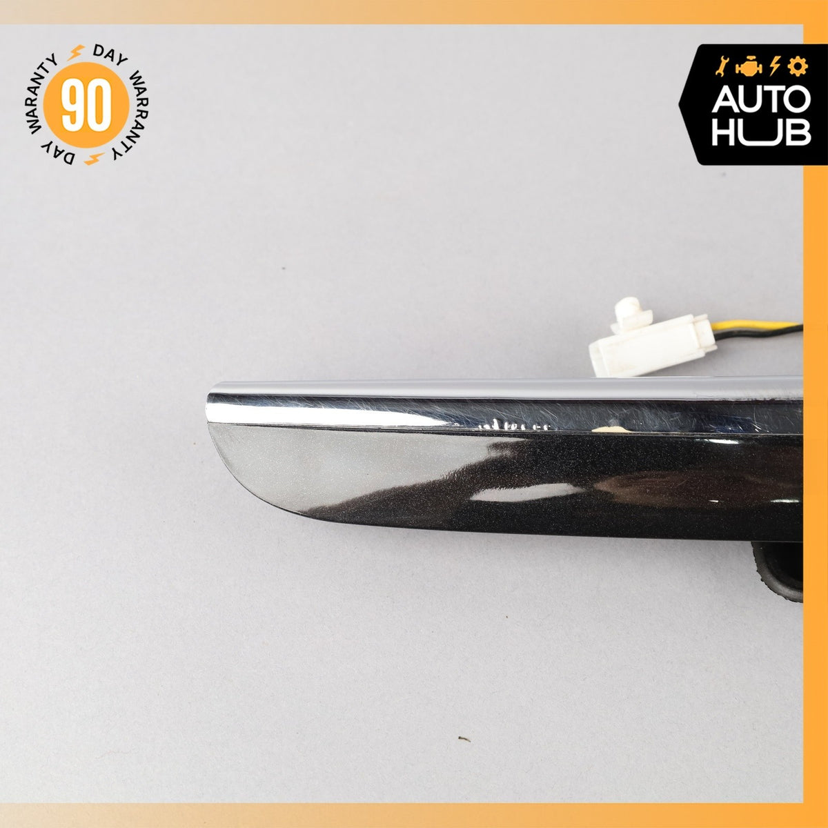 02-07 Maserati M138 4200 Coupe Rear Trunk Lid Moulding Plate w/Lights OEM - photo 3