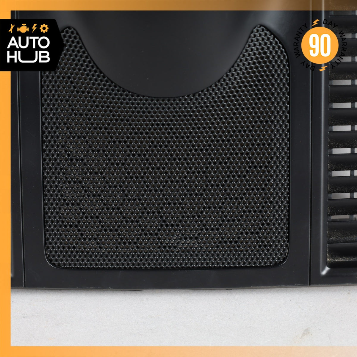 15-18 Porsche Macan 95B Dash Dashboard Speaker Cover Grille Grill 95B858189C OEM - photo 5