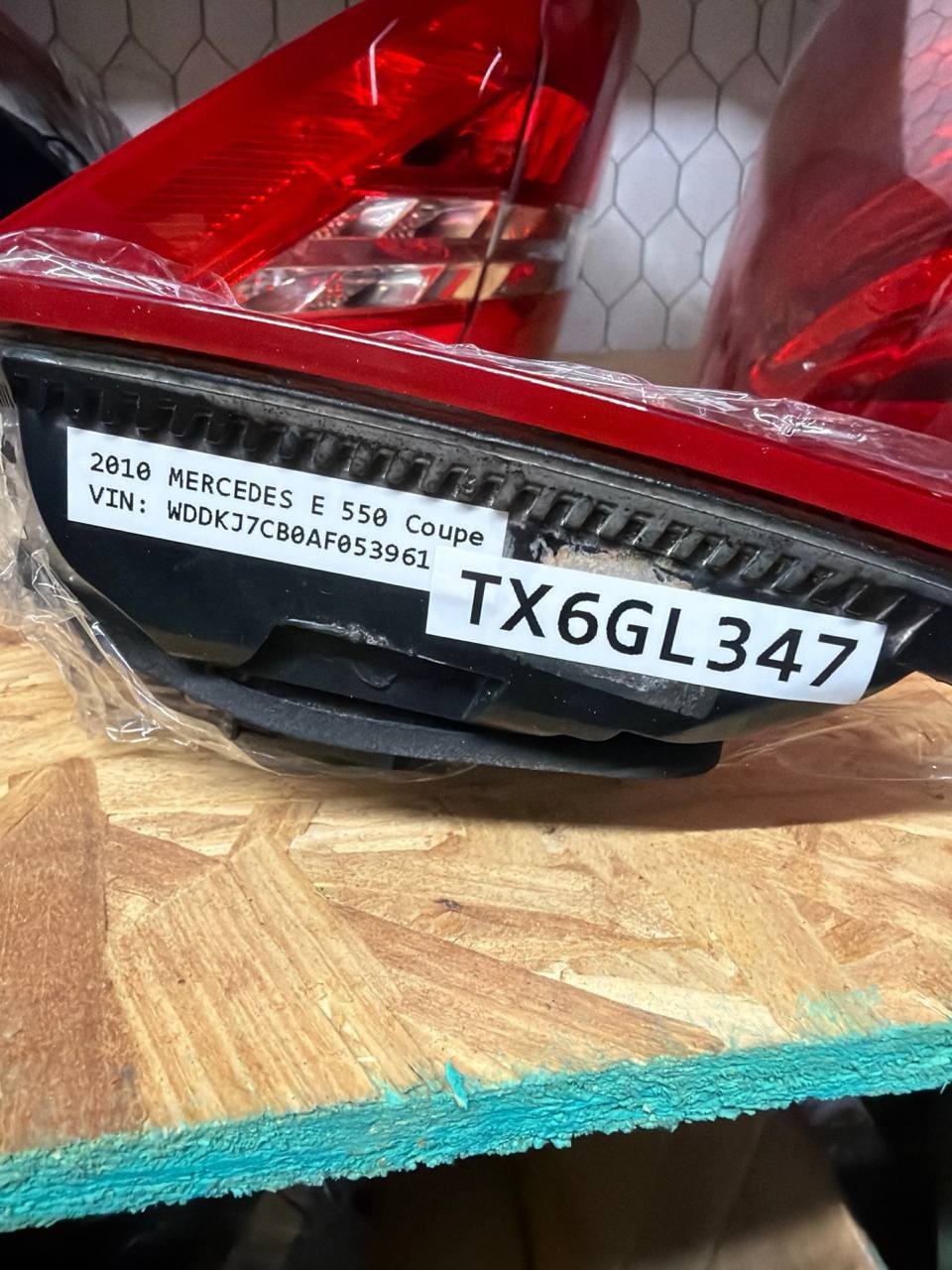 10-13 Mercedes W207 E550 Inner Tail Light Lamp Rear Right Side OEM - photo 14