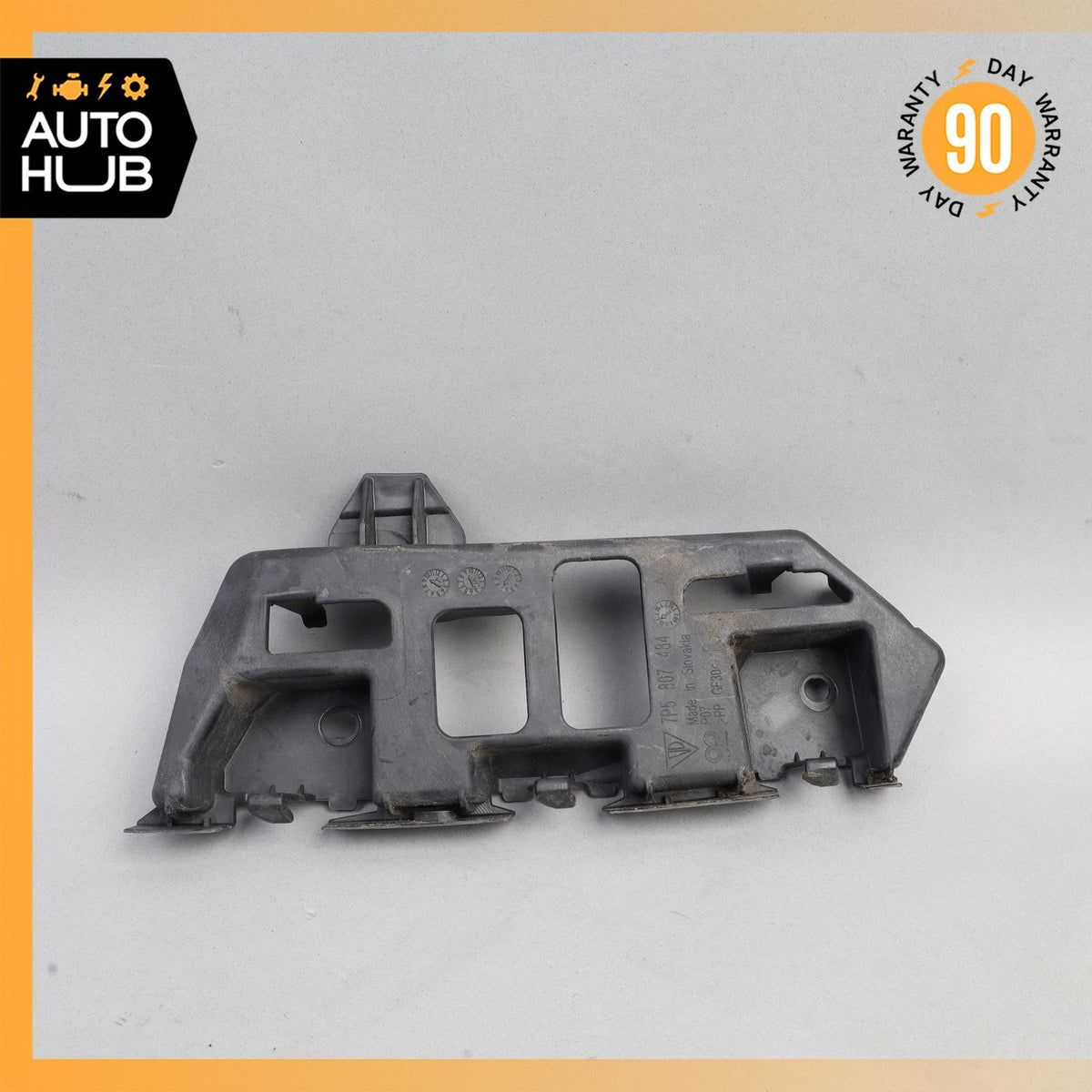 Porsche Cayenne 958 Rear Right Side Bumper Cover Bracket 7P5807484D OEM - photo 1