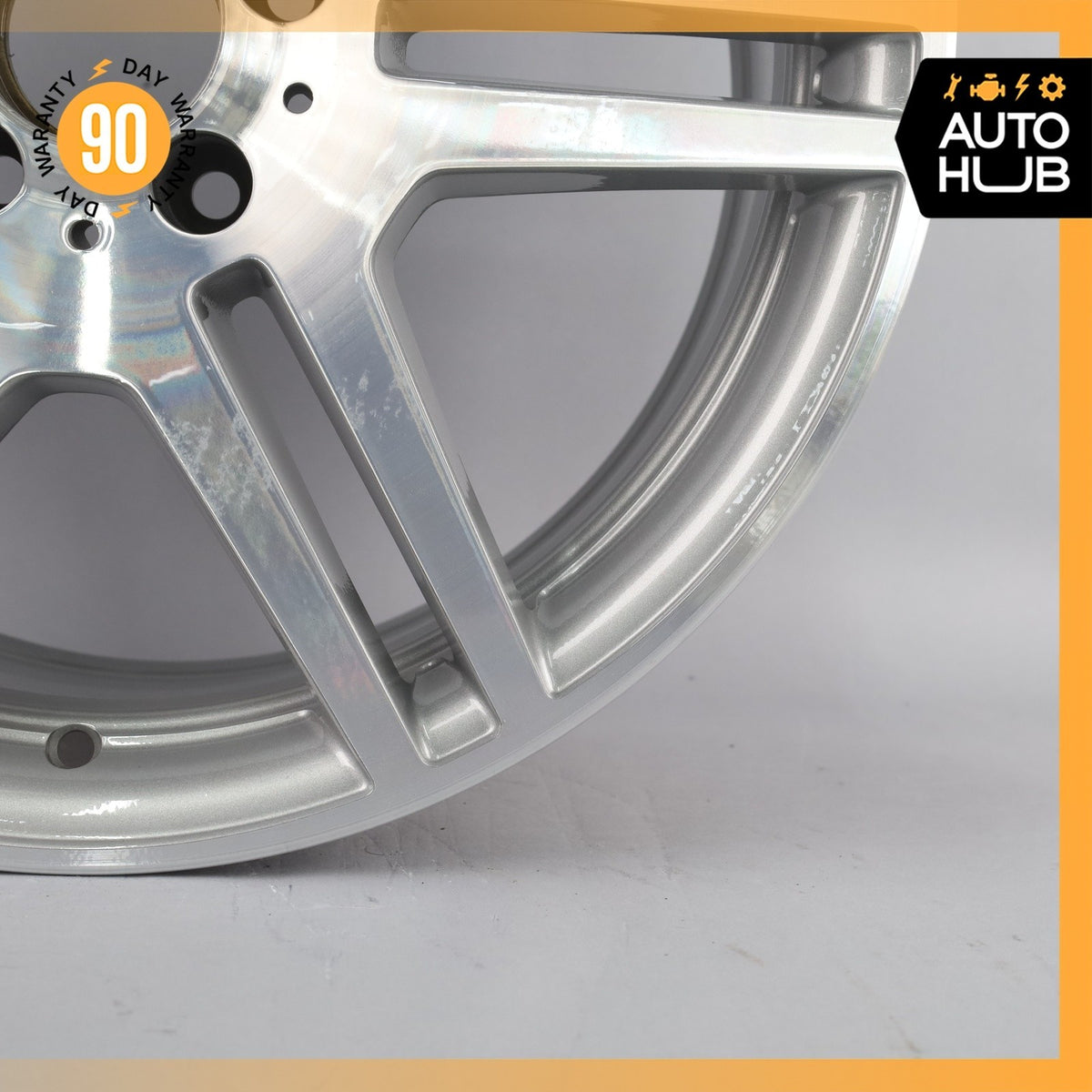 Mercedes W207 E550 E400 E350 AMG 8.5 x 18 18'' Rear Wheel Rim 2074011402 OEM - photo 6