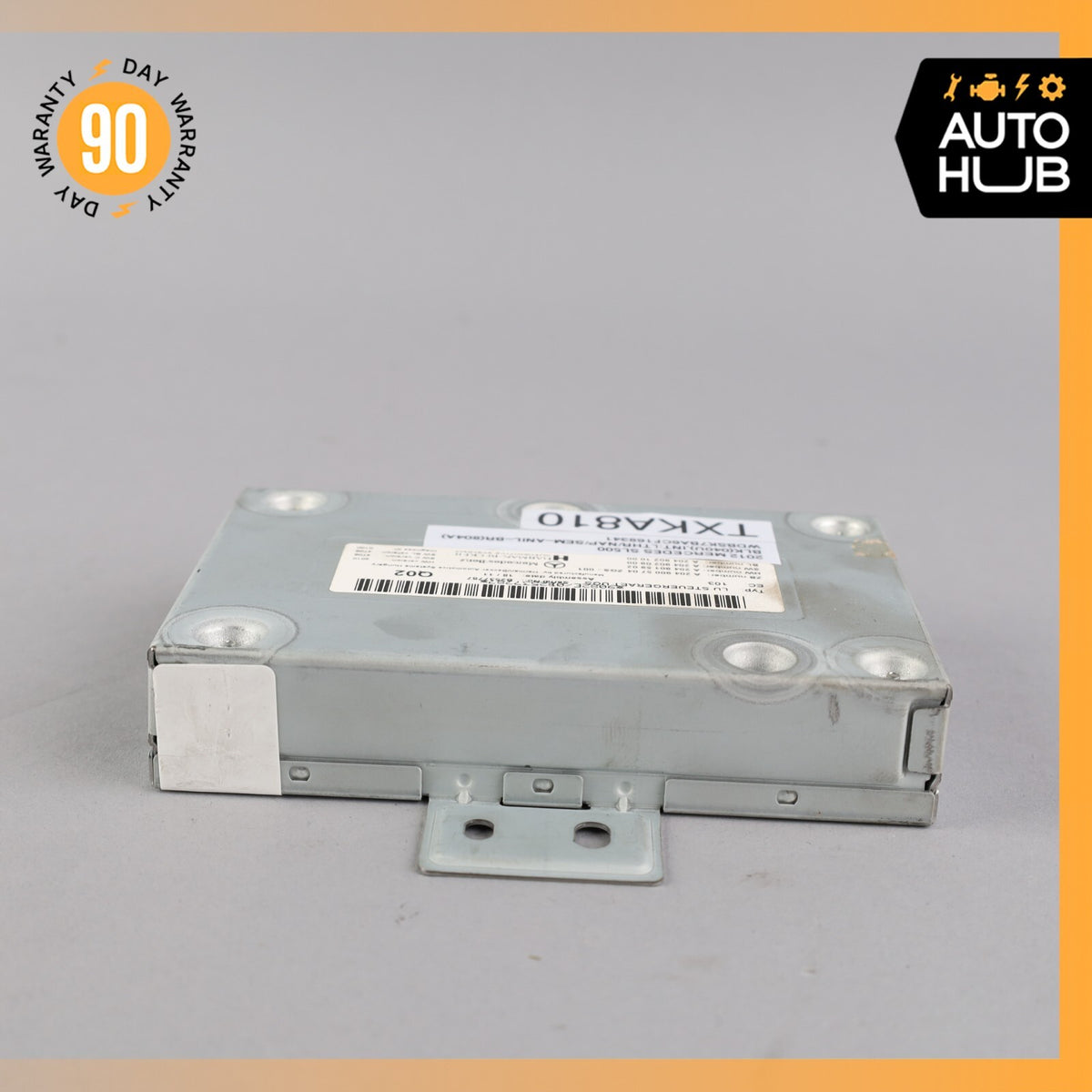 Mercedes R230 SL550 CLS550 Communication Interface Module 2049005704 OEM 78k - photo 2