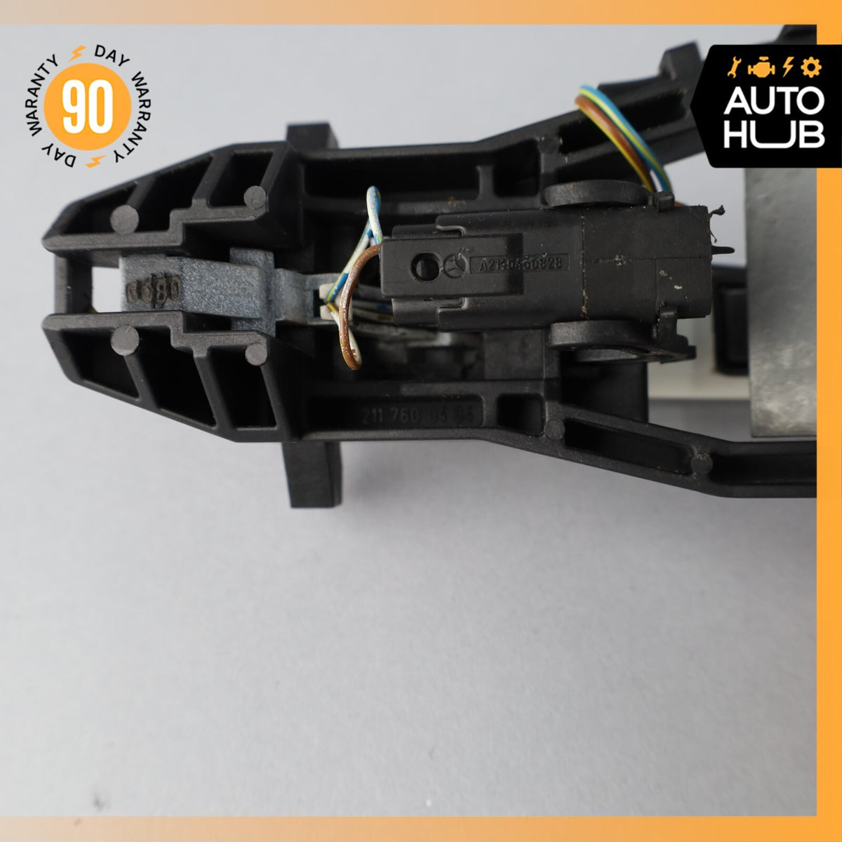 06-11 Mercedes W219 CLS550 CLS55 Rear Right Exterior Door Handle Keyless Go OEM - photo 11