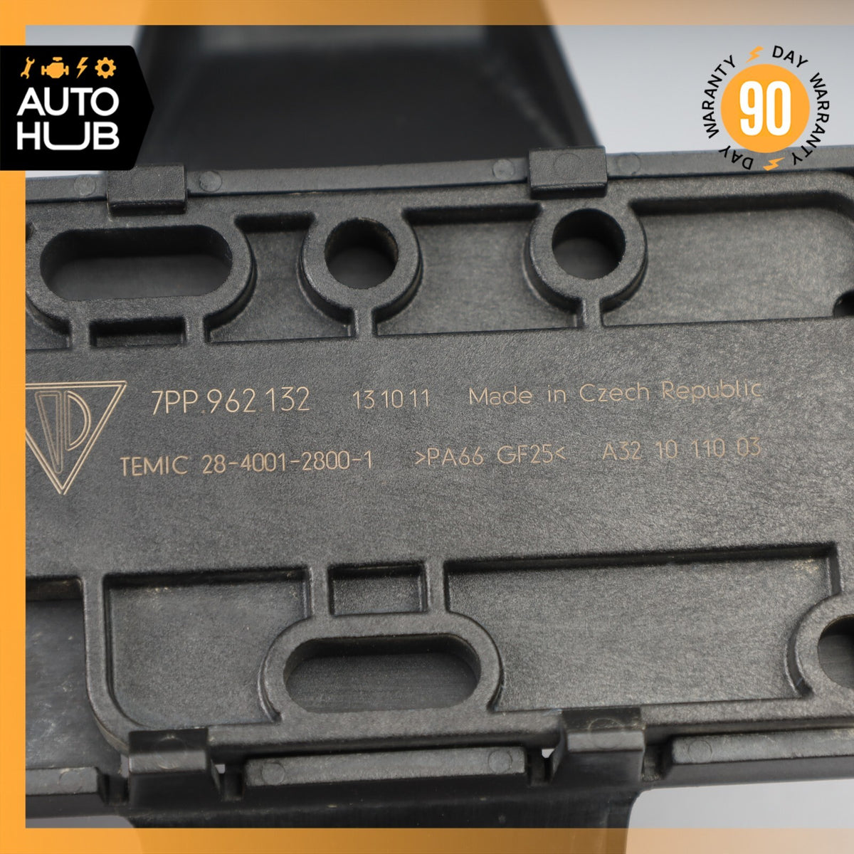 2012 Porsche Cayenne 958 S Keyless Control Module Antenna Sensor w/ Bracket OEM - photo 6
