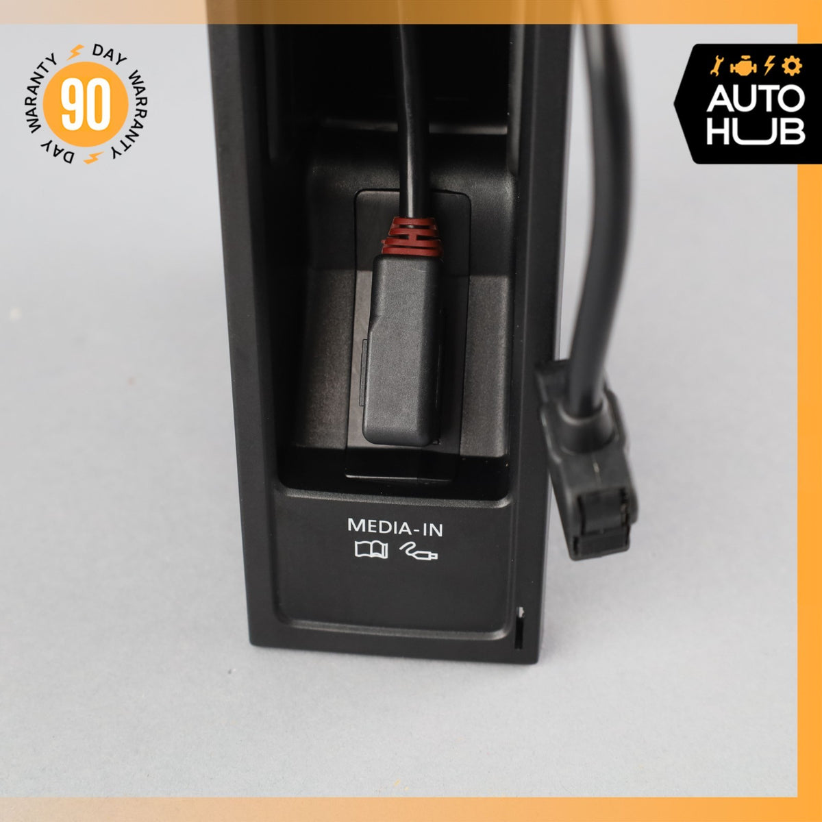 12-18 Bentley Continental GTC Multimedia USB Interface Box Module Unit OEM 11k - photo 2