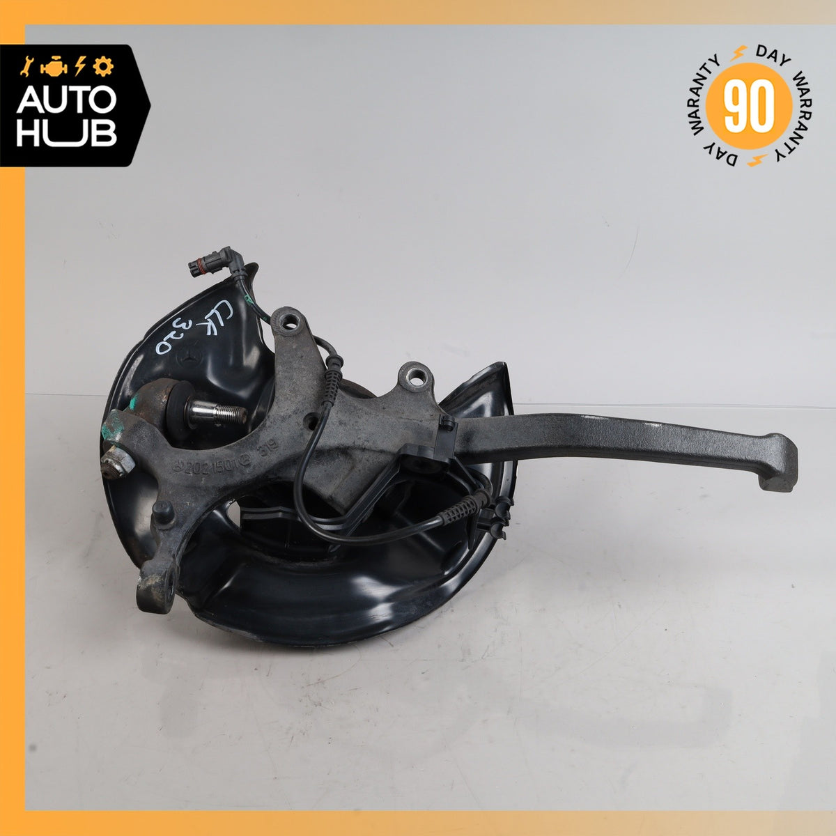 98-03 Mercedes W208 CLK320 Front Right Passenger Side Spindle Knuckle Hub OEM - photo 2