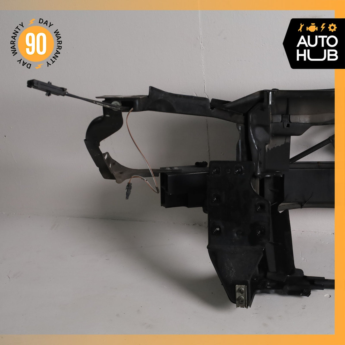 Mercedes R230 SL500 Front Reinforcement Bar Upper Radiator Support Clip OEM - photo 9