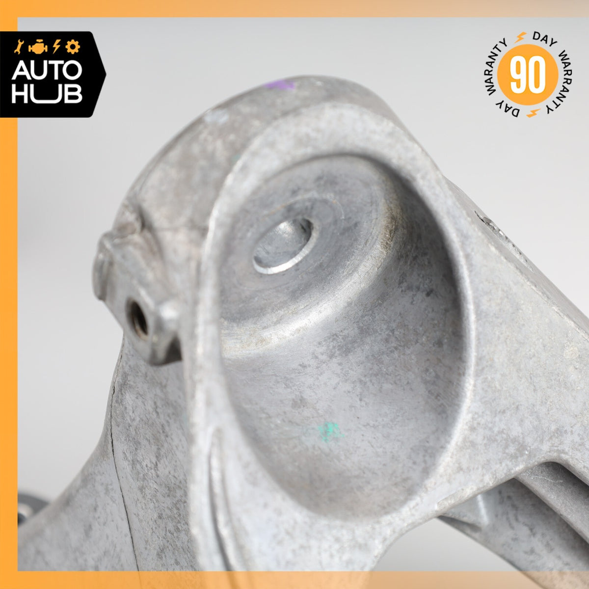 Porsche Panamera 970 Cayenne Hybrid 958 Right Engine Support Mount Bracket OEM - photo 6