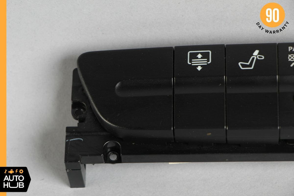 03-09 Mercedes W211 E320 E550 Hazard Control Door Lock Switch Panel 2118217358 - photo 2