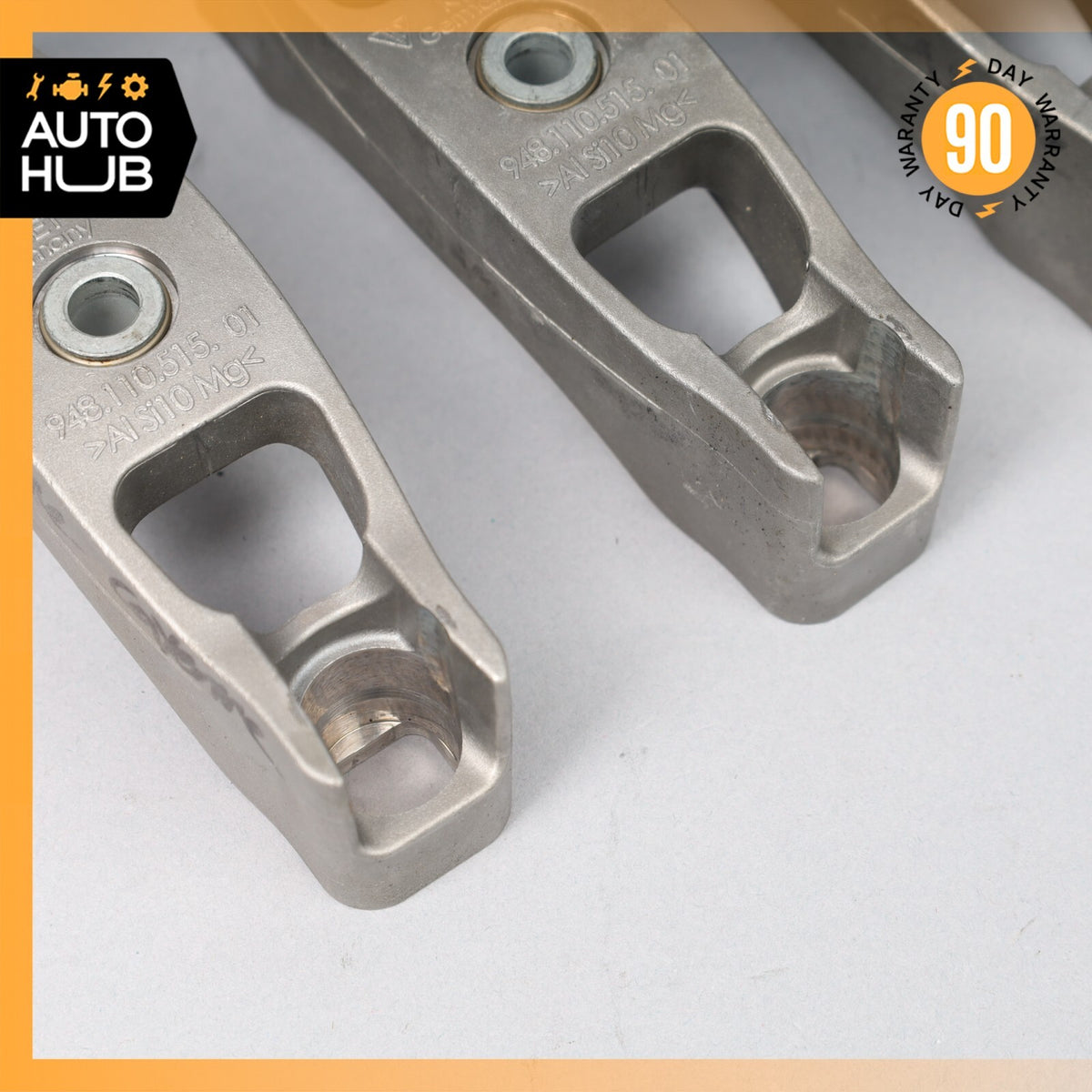 Porsche Panamera 970 3.6L V6 Fuel Injector Rail Support Bracket Set OEM - photo 2