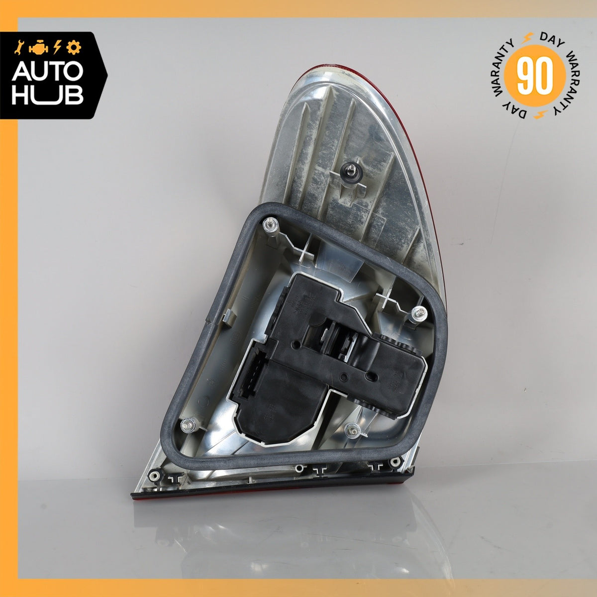 98-03 Mercedes W208 CLK430 Rear Right Taillight Tail Light Lamp Outer OEM - photo 12