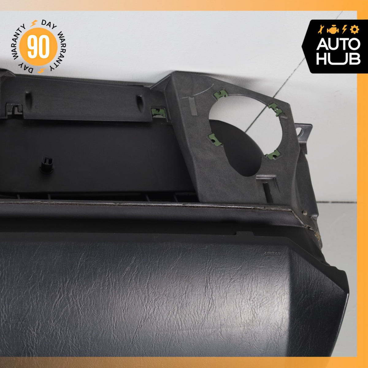 04-06 Cadillac XLR Dashboard Dash Board Panel Black 15913738 OEM - photo 7