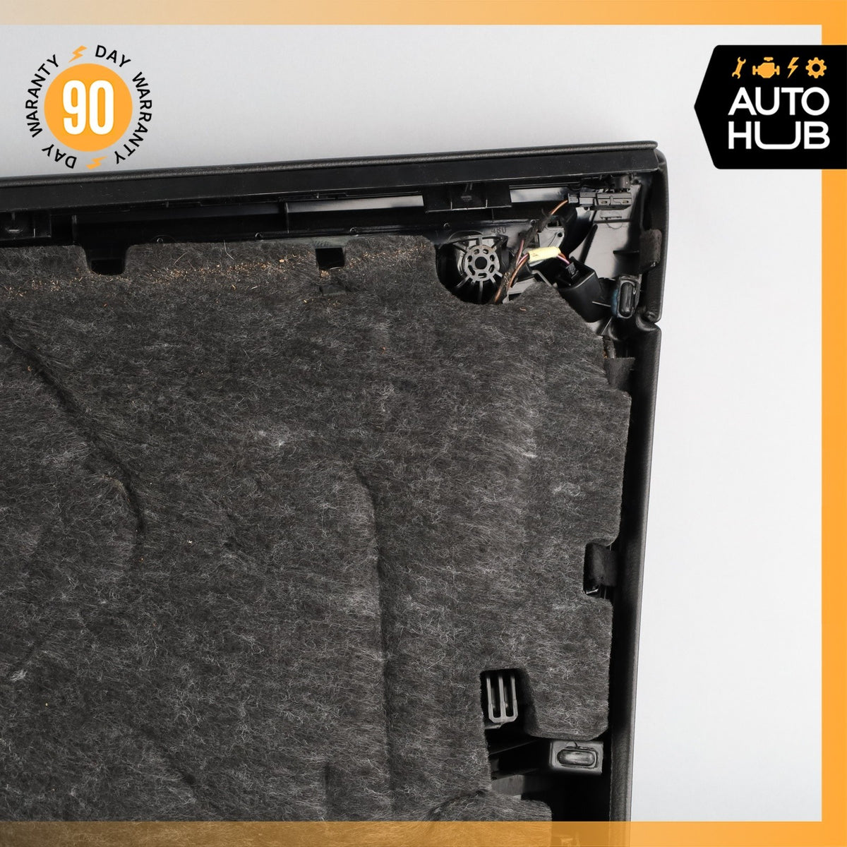 15-24 Porsche Macan 95B Front Left Driver Side Interior Door Panel Suede OEM 46k - photo 18