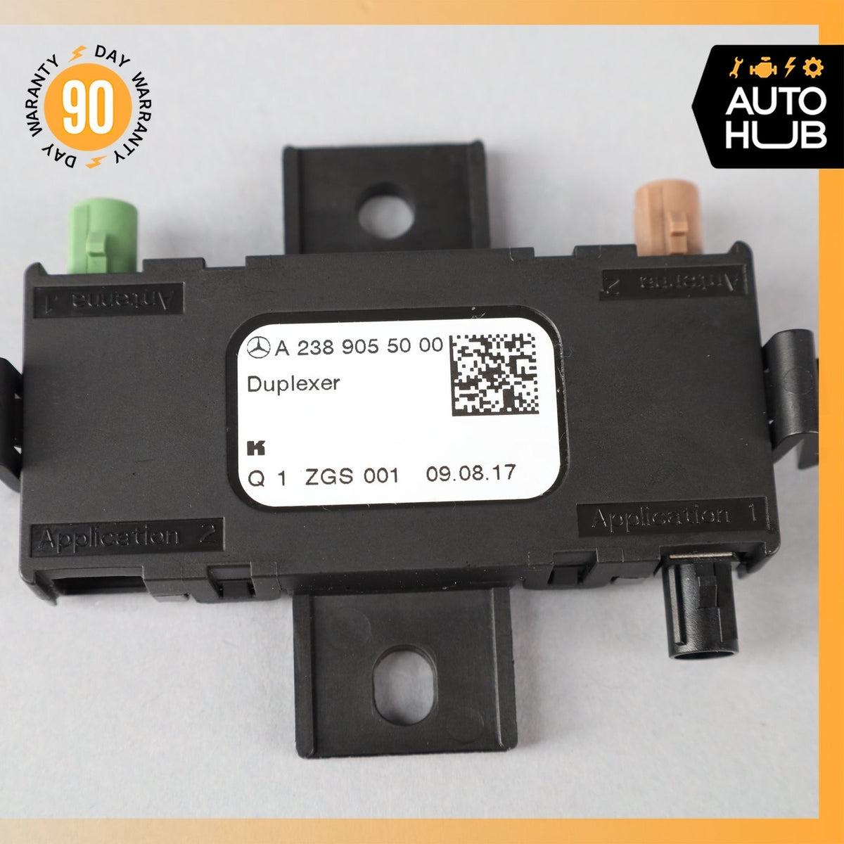 Mercedes X253 GLC300 Antenna Amplifier Control Module Unit OEM - photo 8