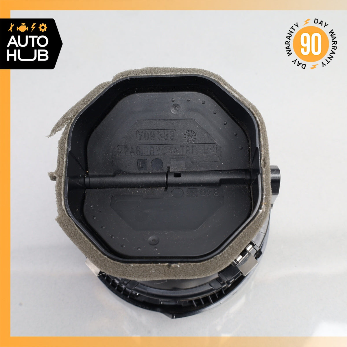 Mercedes W242 B250e Front Left Dashboard A/C Air Vent OEM - photo 7
