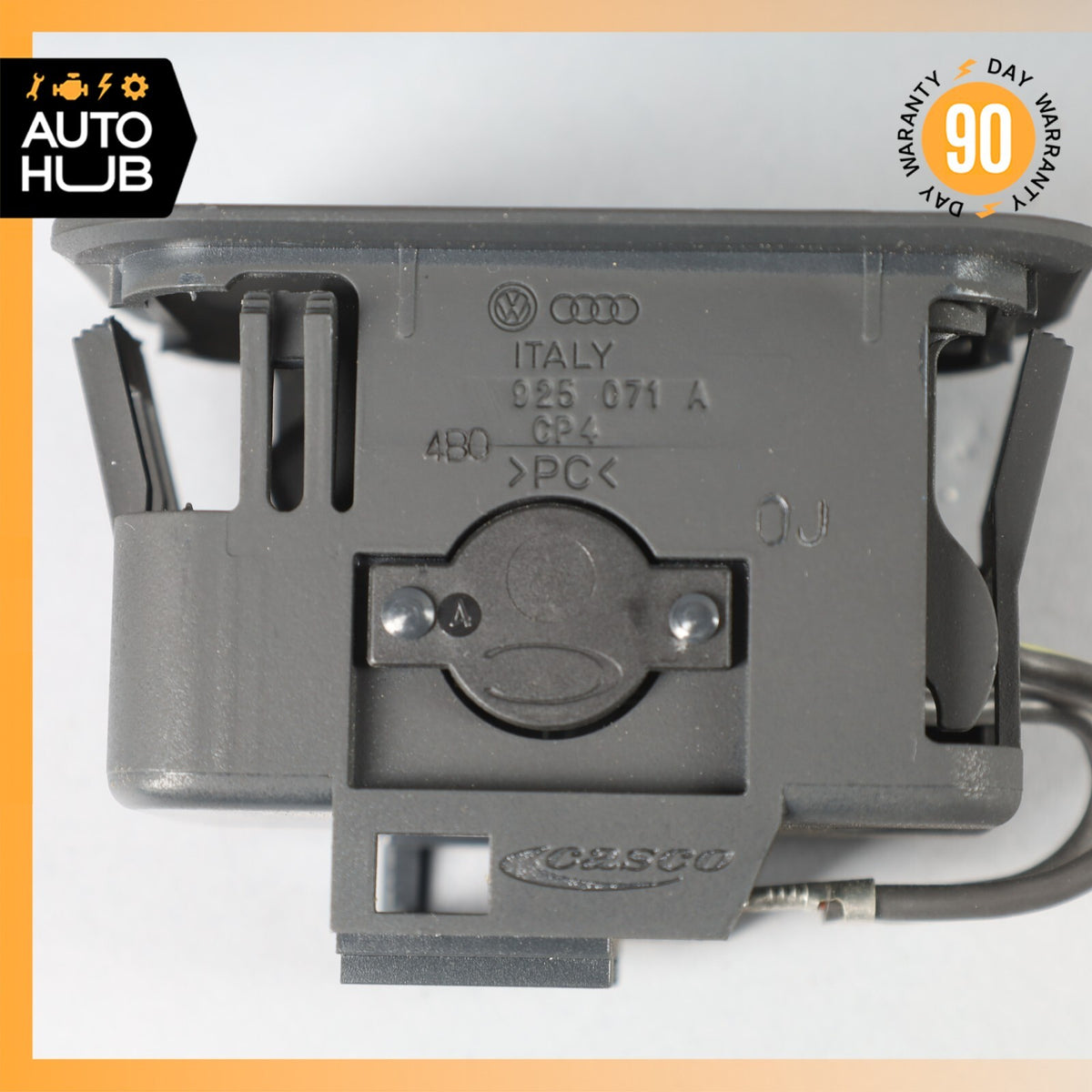 2011 Bentley Continental GTC Rear Trunk Luggage Socket Outlet 4B0925071A OEM - photo 8