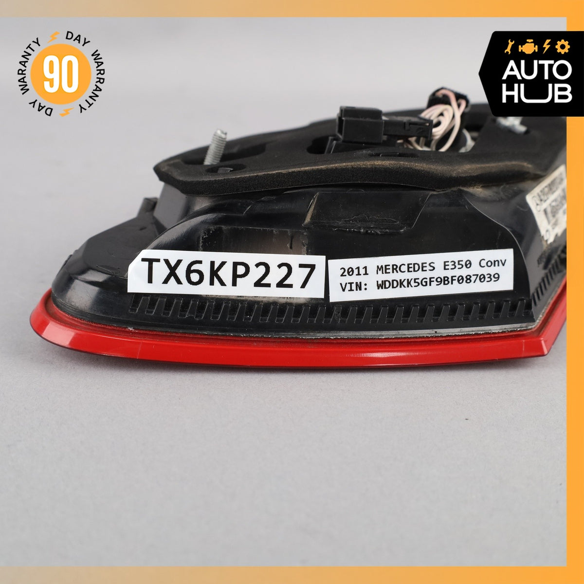 10-13 Mercedes W207 E350 E550 Inner Tail Light Lamp Rear Right Side OEM - photo 15