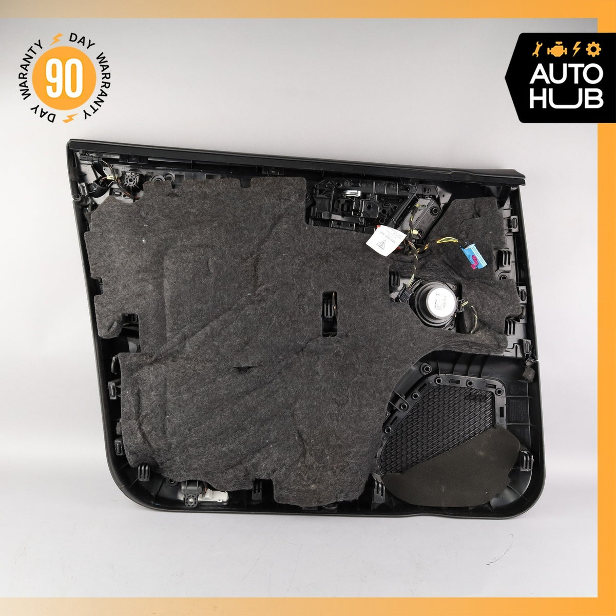15-24 Porsche Macan 95B Front Right Passenger Side Interior Door Panel OEM 74k - photo 13