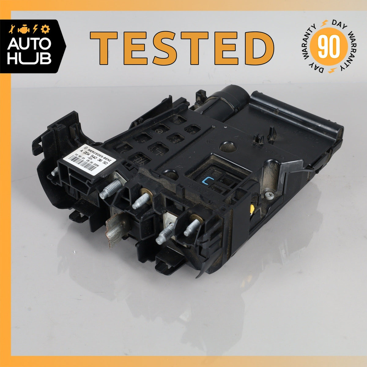 08-09 Mercedes W204 C63 AMG C300 C350 Front Fusebox Control Module OEM - photo 1