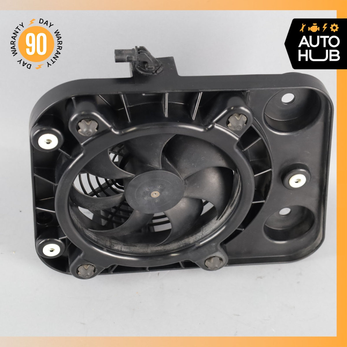 14-21 BMW i3 I01 Hybrid Aux Auxiliary Radiator Cooling Fan Motor 17428608033 OEM - photo 3