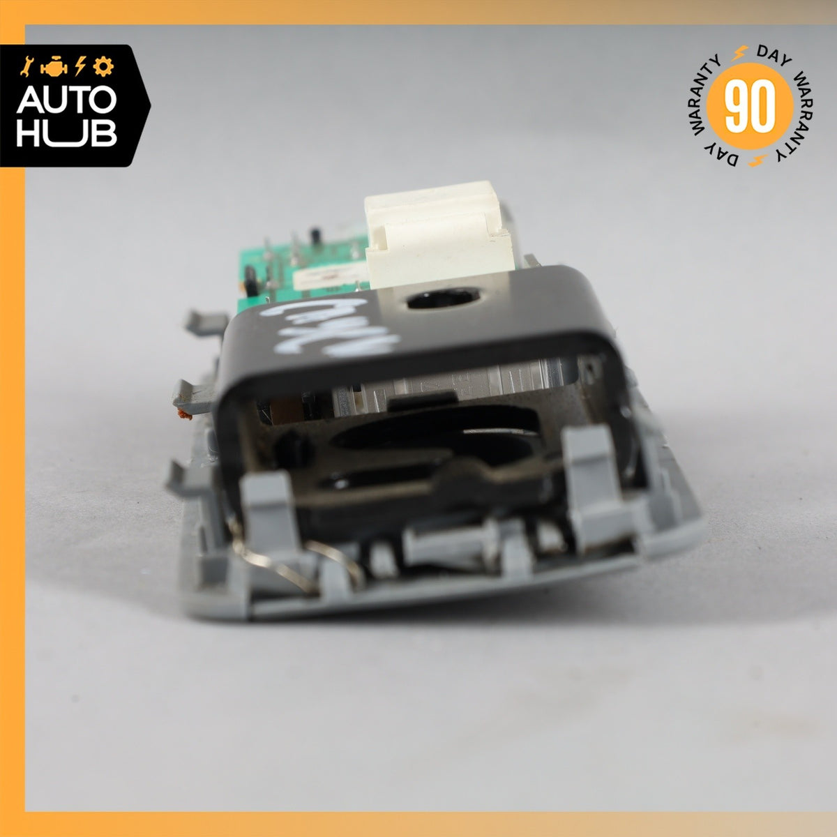 Porsche Cayenne 955 Dome Light Lamp Rear Right Side Gray OEM - photo 13