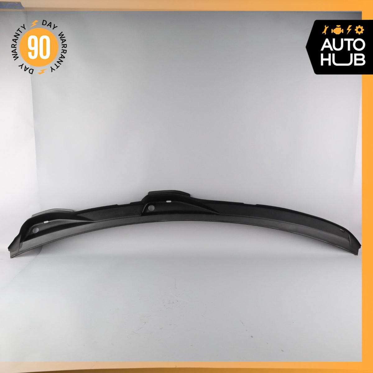 2015 Porsche Macan S 95B Windshield Wind Shield Cowl Panel 95B819403B OEM - photo 1