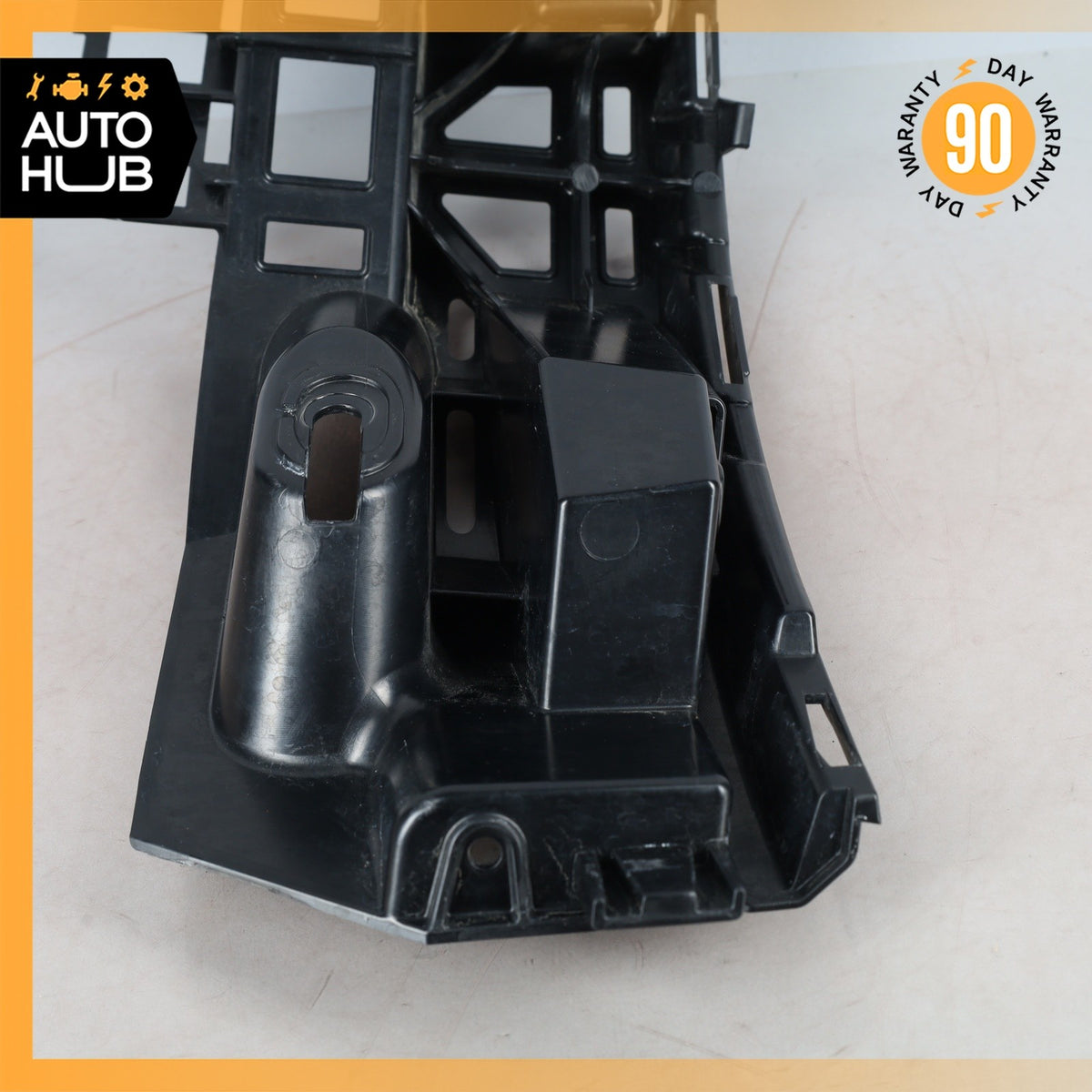 Porsche Macan 95B Rear Left Side Bumper Mount Bracket 95B807483 OEM - photo 12