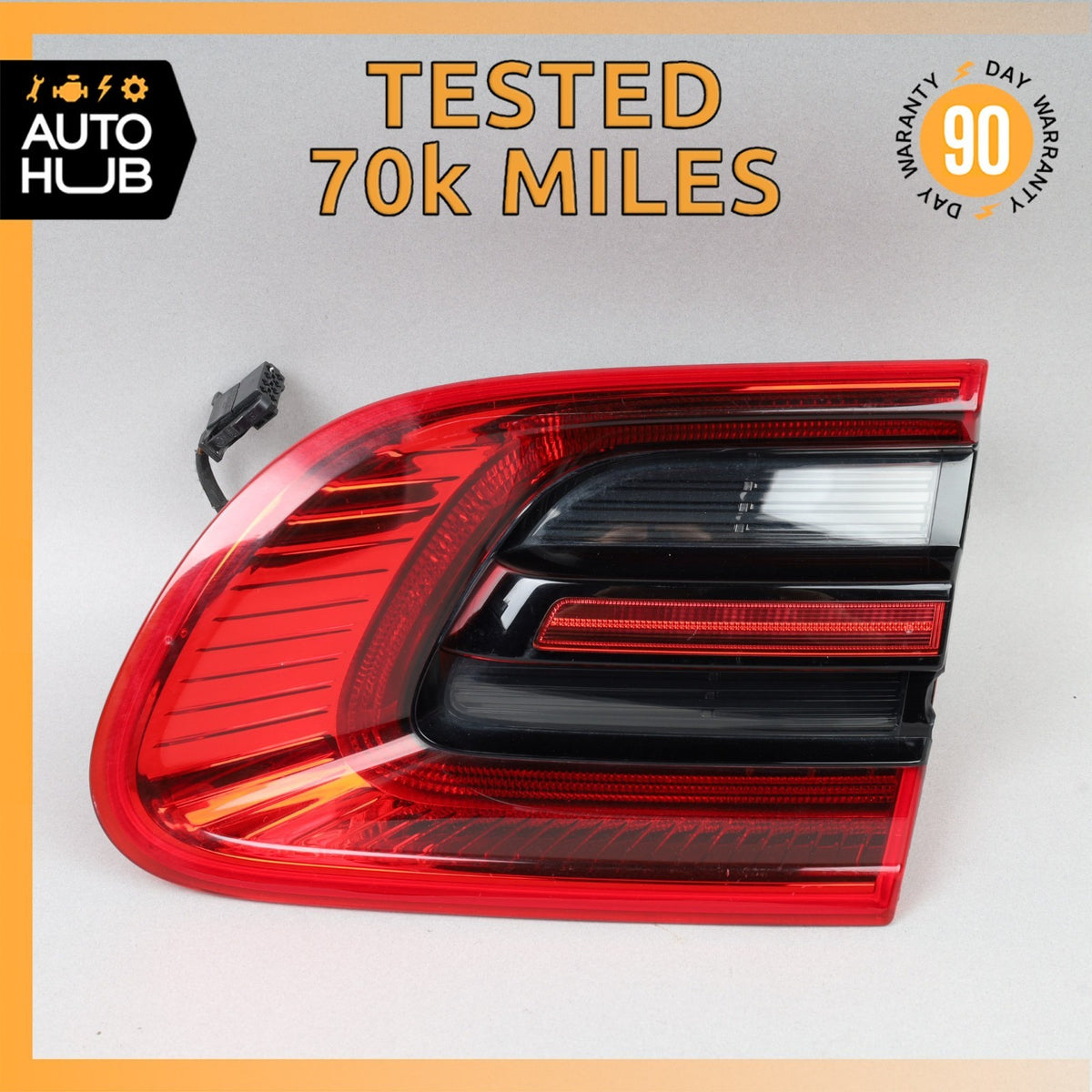 15-18 Porsche Macan 95B Rear Right Passenger Side Inner Tail Light Lamp OEM 70k - photo 1