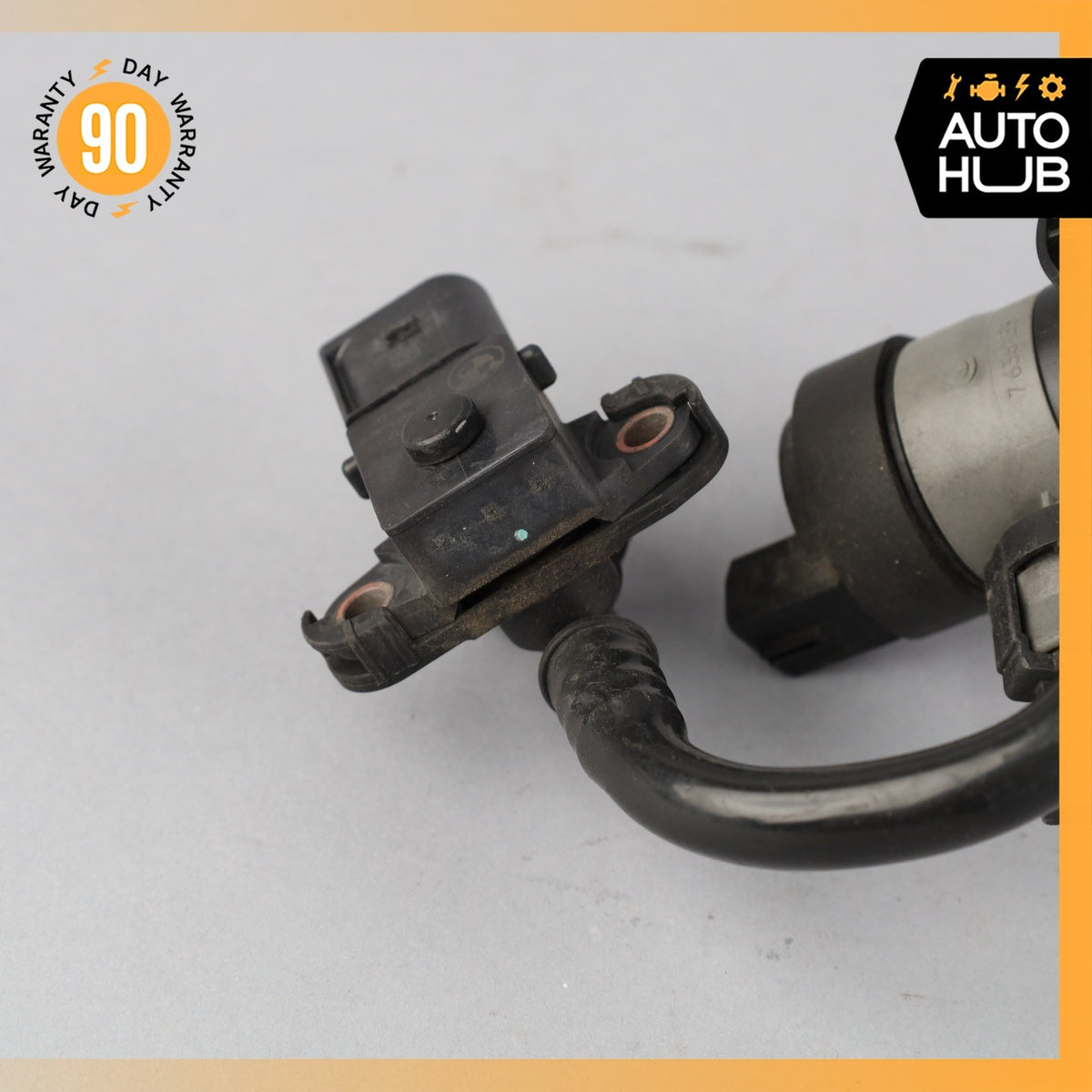 12-19 BMW F15 X5 640i Fuel Vent Ventilation Breather Valve Hose 13907636156 OEM - photo 2