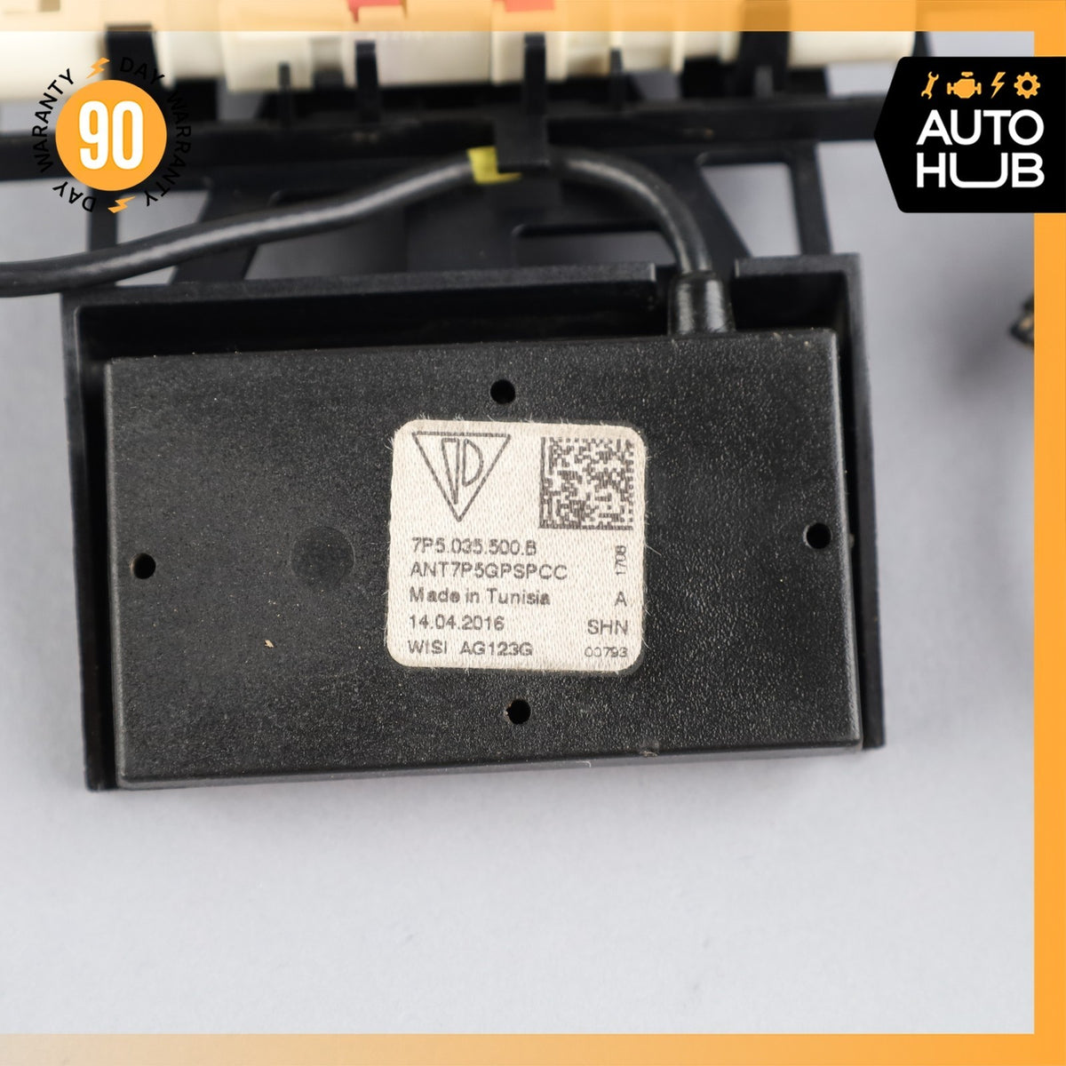 Porsche Cayenne 958 E-Hybrid S Radio Antenna Control Module Unit OEM - photo 10