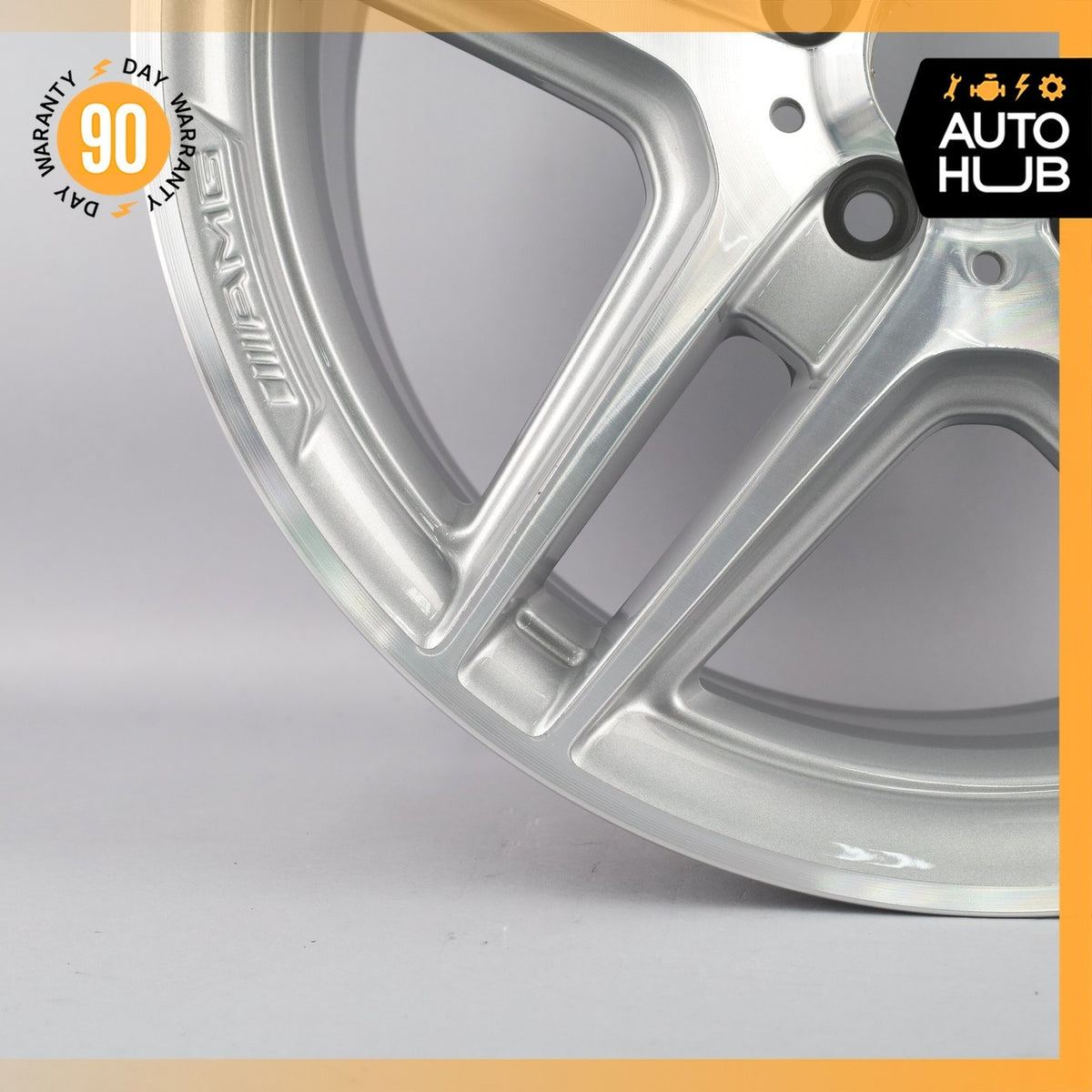 Mercedes W204 C250 C63 AMG 8 x 18 18" Front Wheel Rim 2044014102 OEM - photo 5