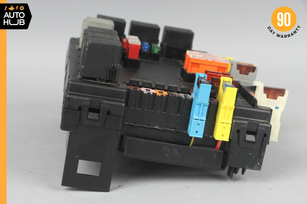 07-09 Mercedes W221 S550 CL550 S450 Rear Trunk Fuse Box 2215403250 OEM - photo 2
