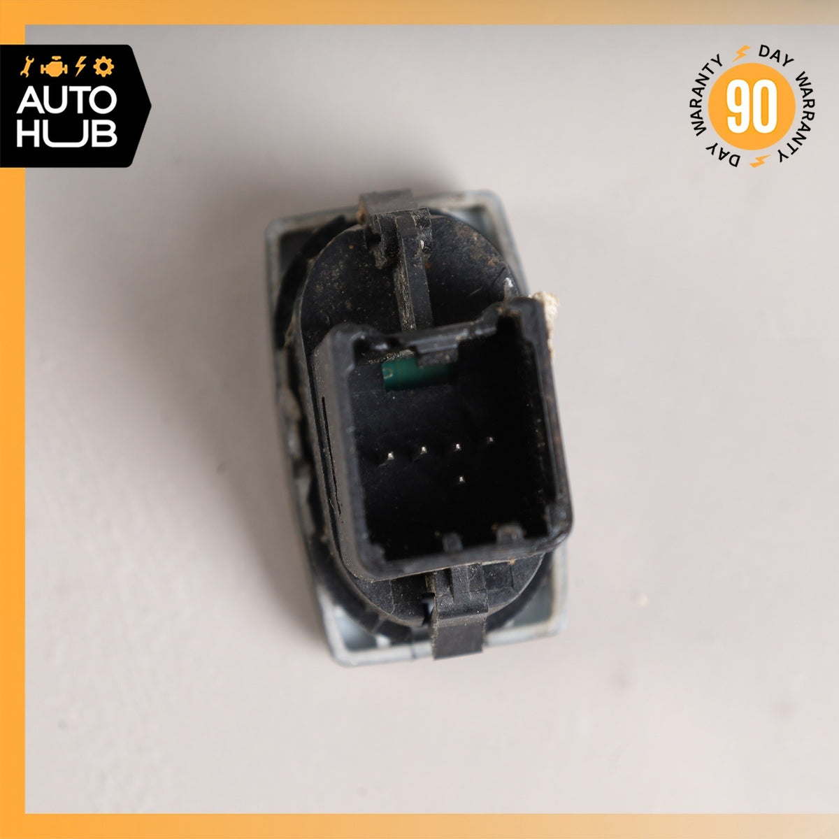 Ford F-250 Super Duty Left Side Door Mirror Switch Button HC3T14C287ACW OEM - photo 5