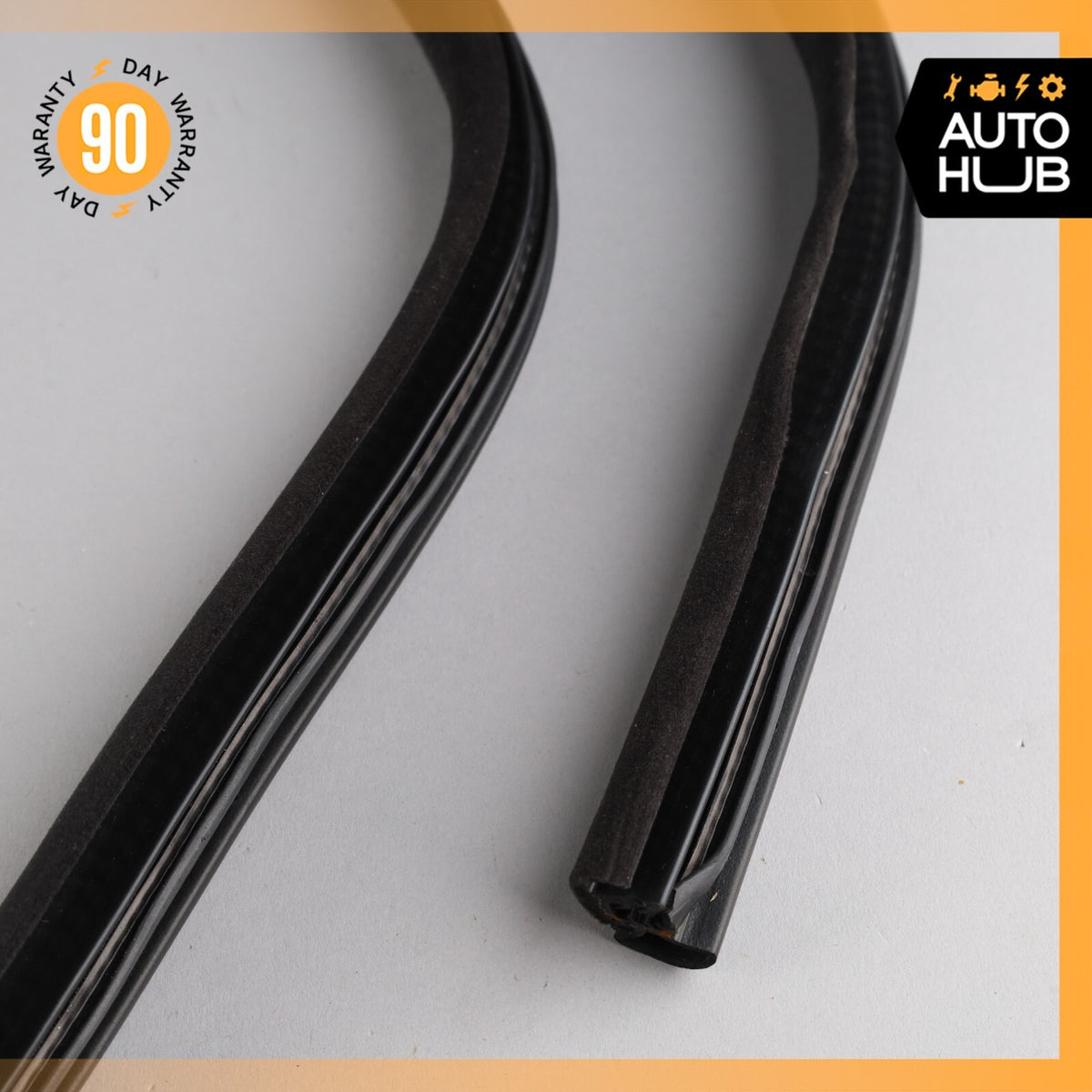 09-13 Maserati Quattroporte S M139 Rear Left Side Door Seal Rubber OEM 74k - photo 17