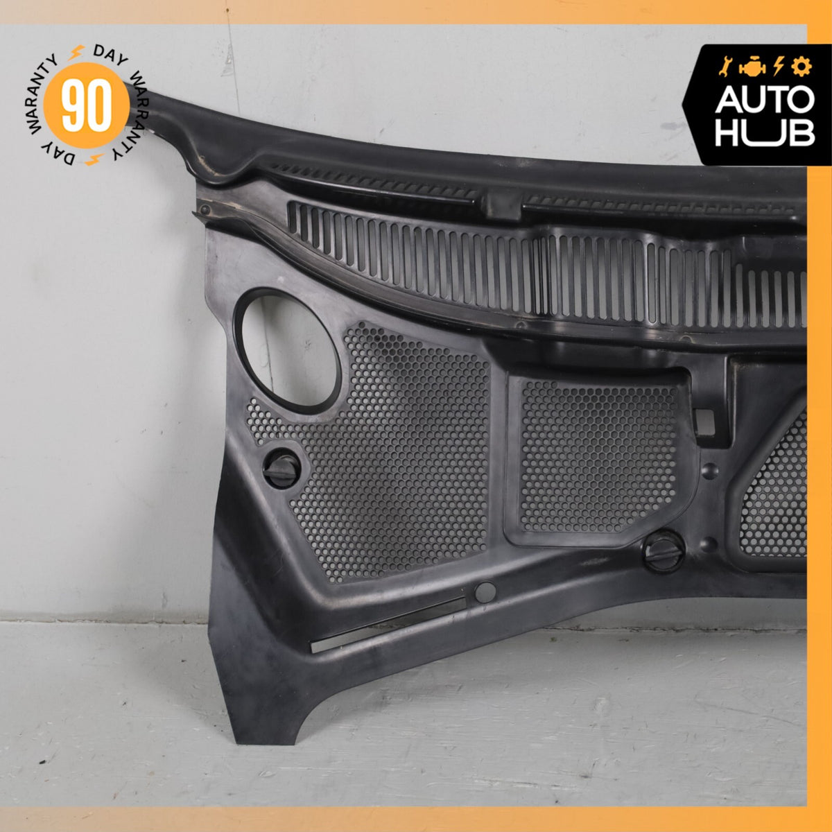 Bentley Continental GT Front Windshield Cowl Panel Trim Cover OEM 81k - photo 3