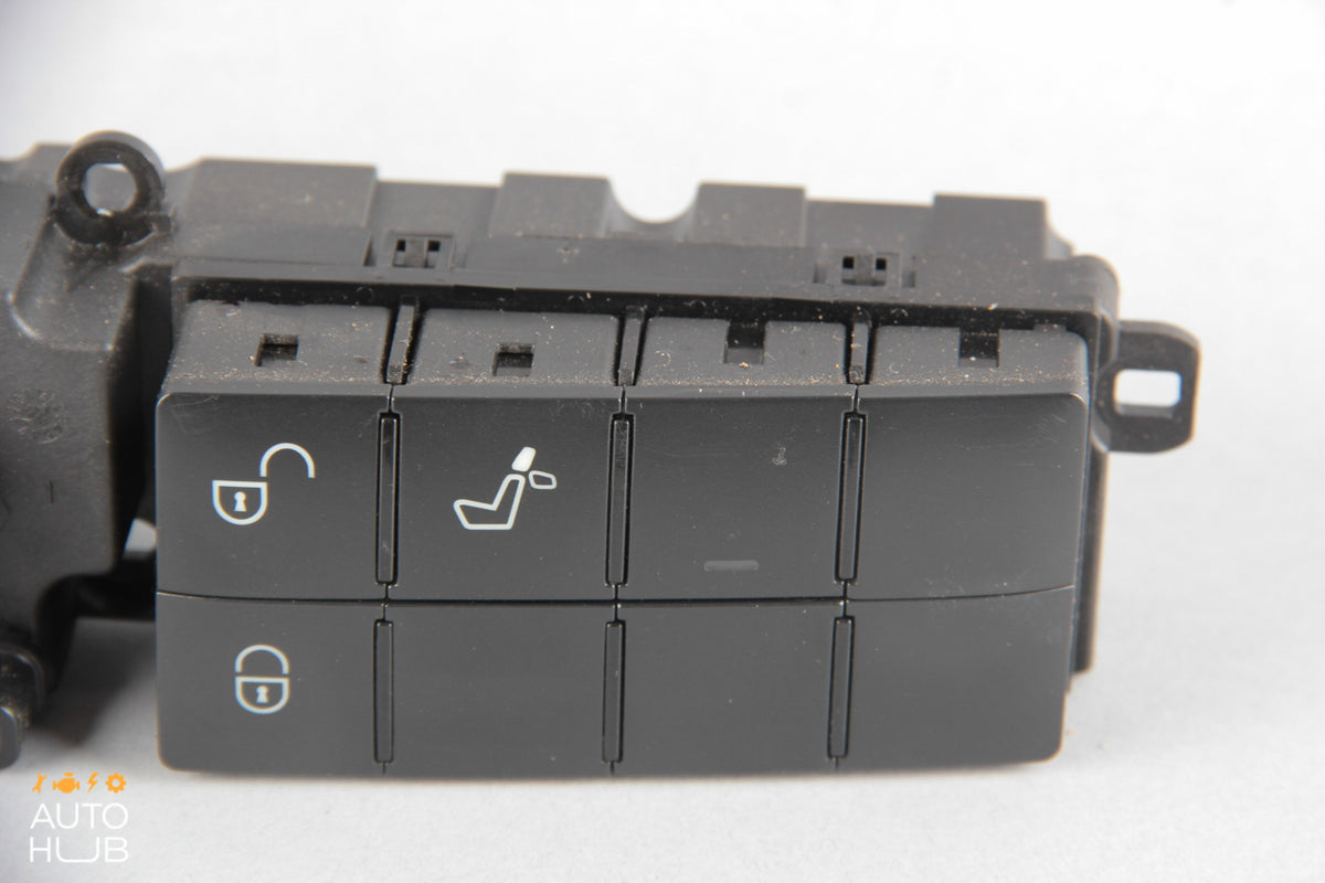 05-09 Mercedes W203 C230 CLK350 Hazard Light Door Lock Control Panel 2038708010 - photo 3