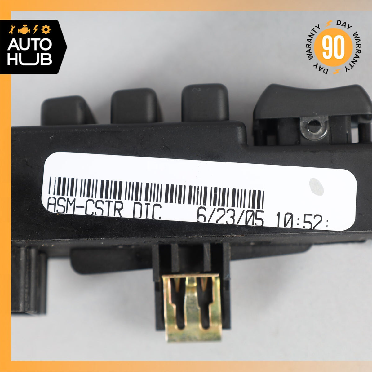 04-09 Cadillac XLR Information Display Switch Button 15251160 OEM 51k - photo 9