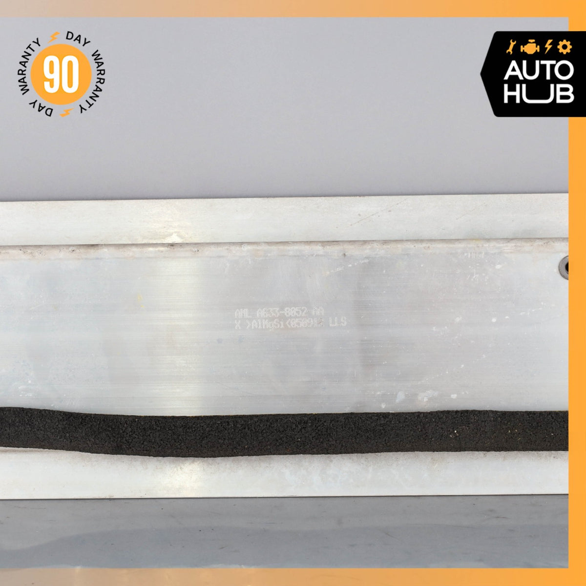 06-17 Aston Martin V8 Vantage Radiator Lower Support Mount Bracket OEM 26k - photo 4
