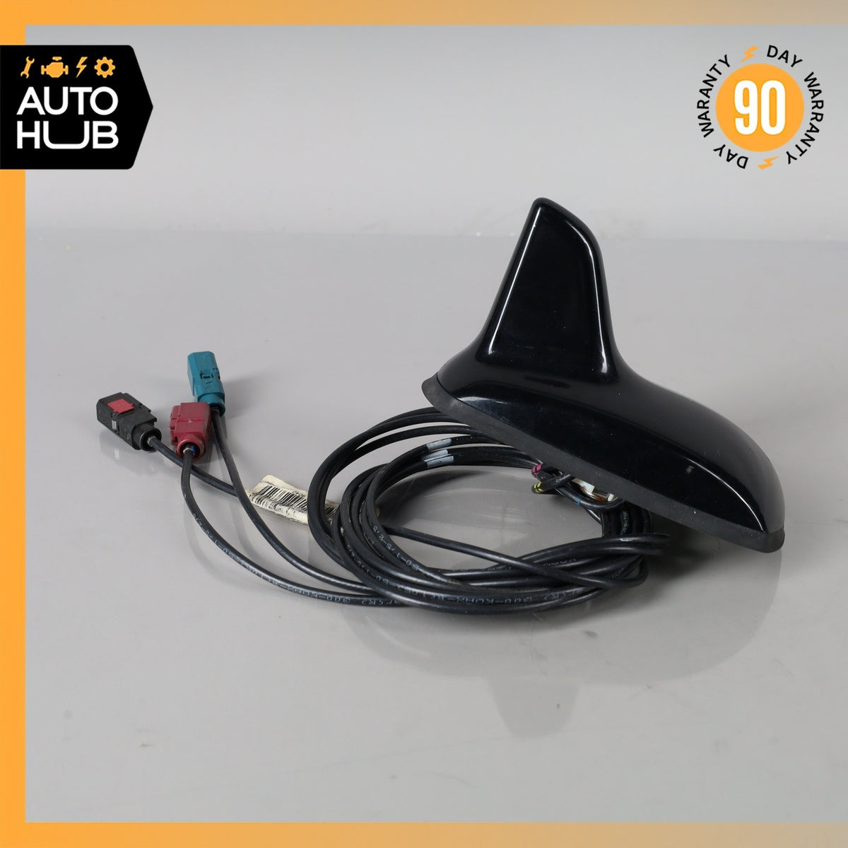 10-14 Mercedes W207 E550 E350 C250 Shark Fin Radio Antenna 2048207275 OEM - photo 2