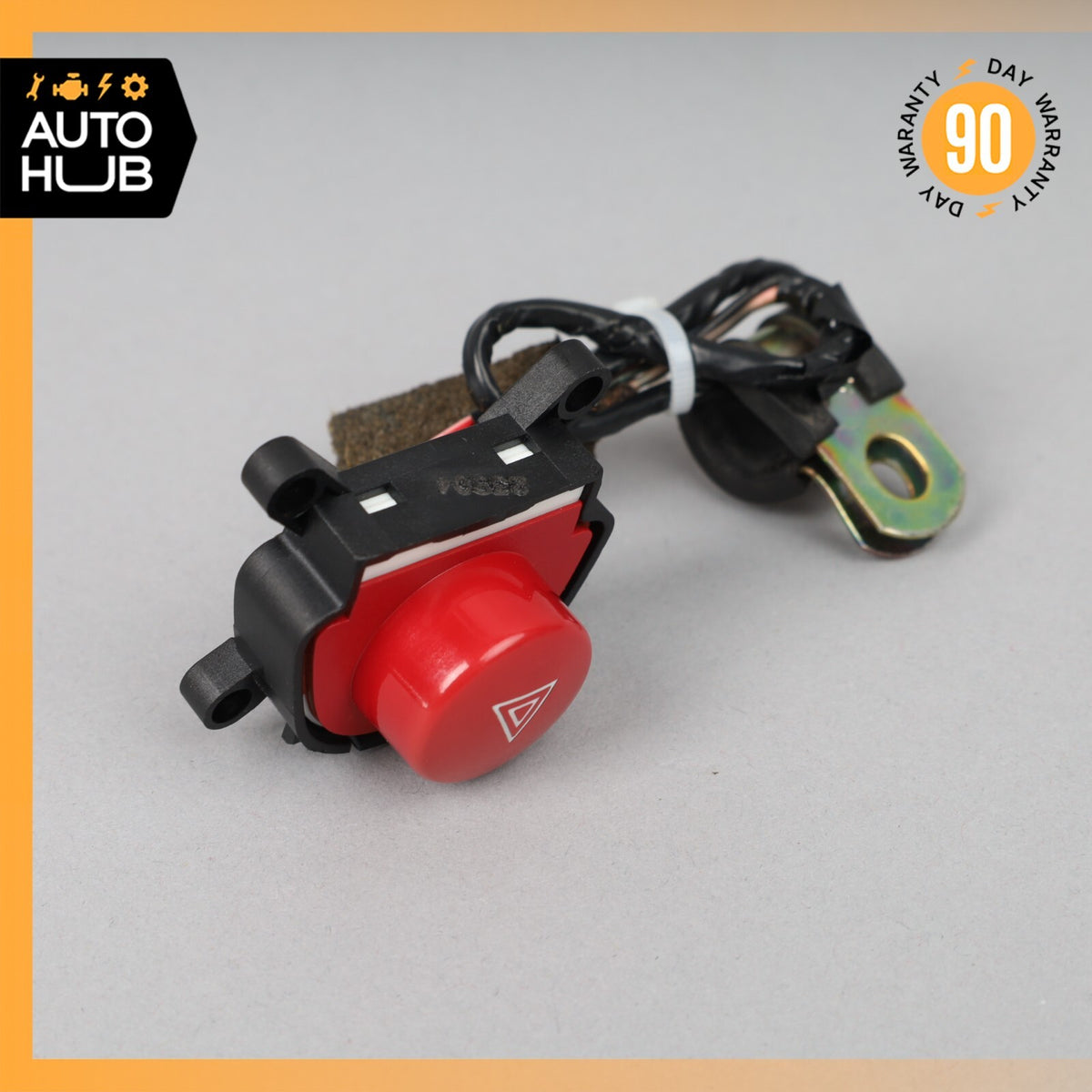 03-13 Maserati Quattroporte M139 Dashboard Emergency Hazard Switch Button OEM - photo 7